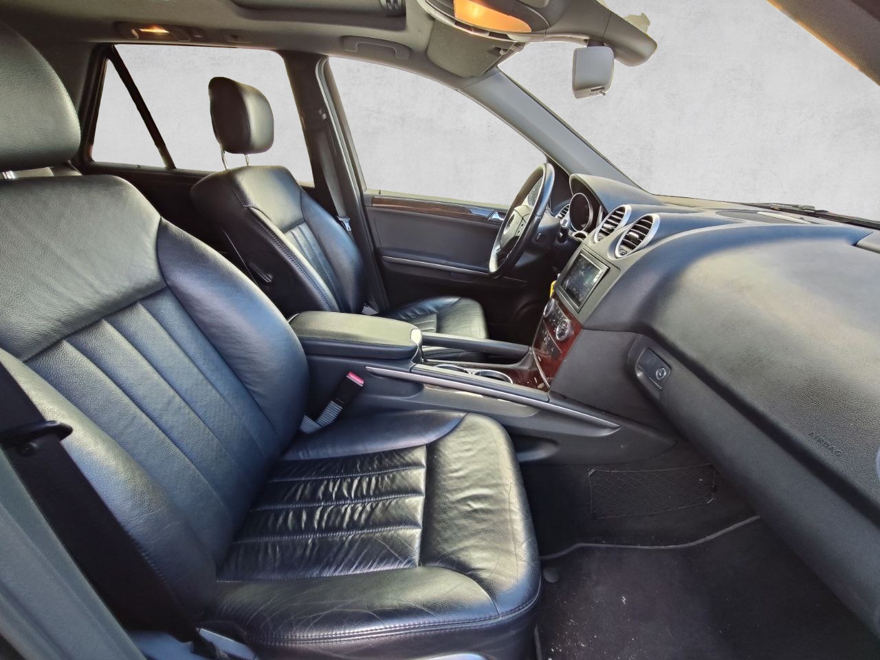 MERCEDES-BENZ ML 350 4Matic Edition 7G-Tronic-image-11