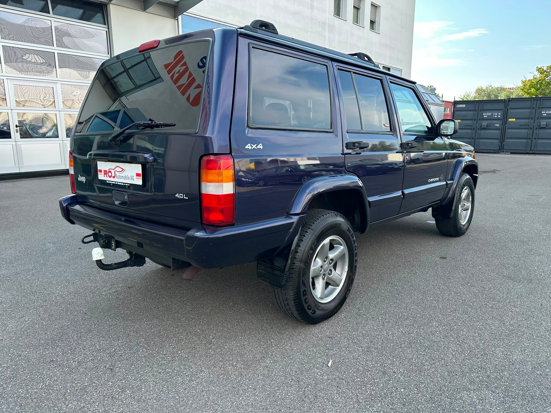 JEEP Cherokee 4.0 Sport Ltd-image-6