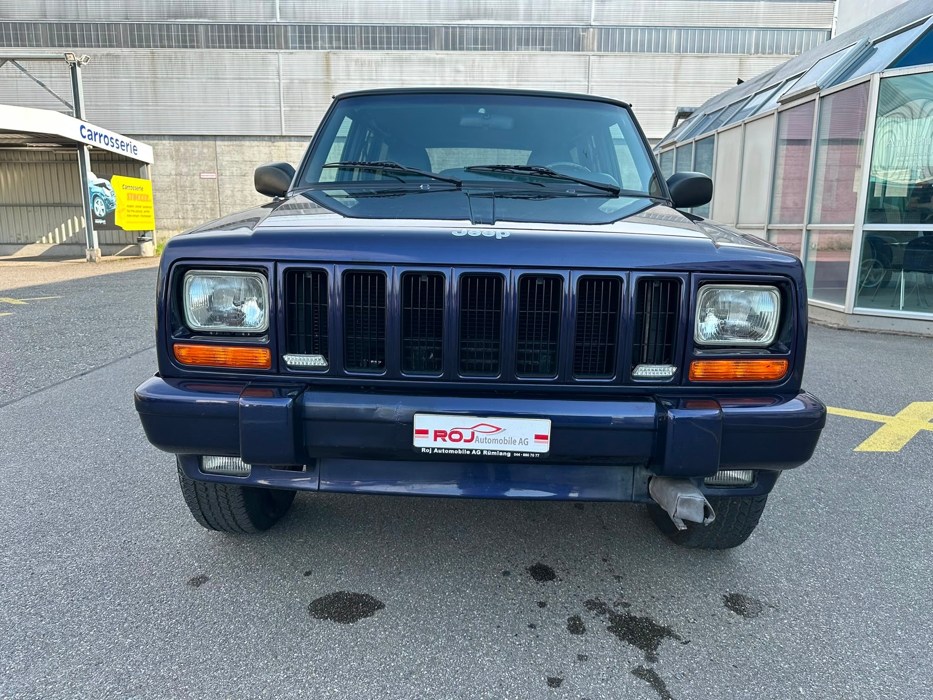 JEEP Cherokee 4.0 Sport Ltd-image-3