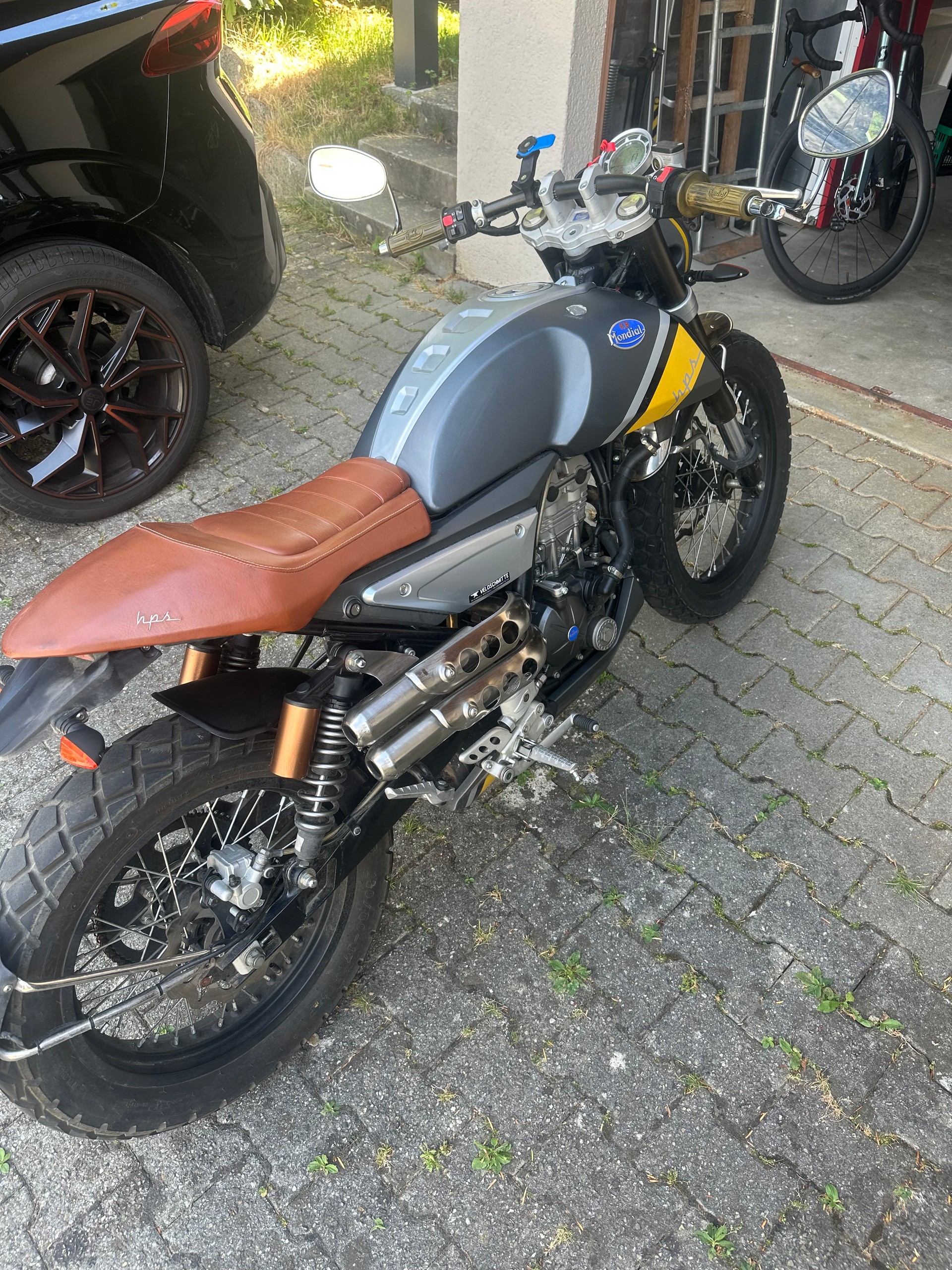 MONDIAL HPS 125-image-1