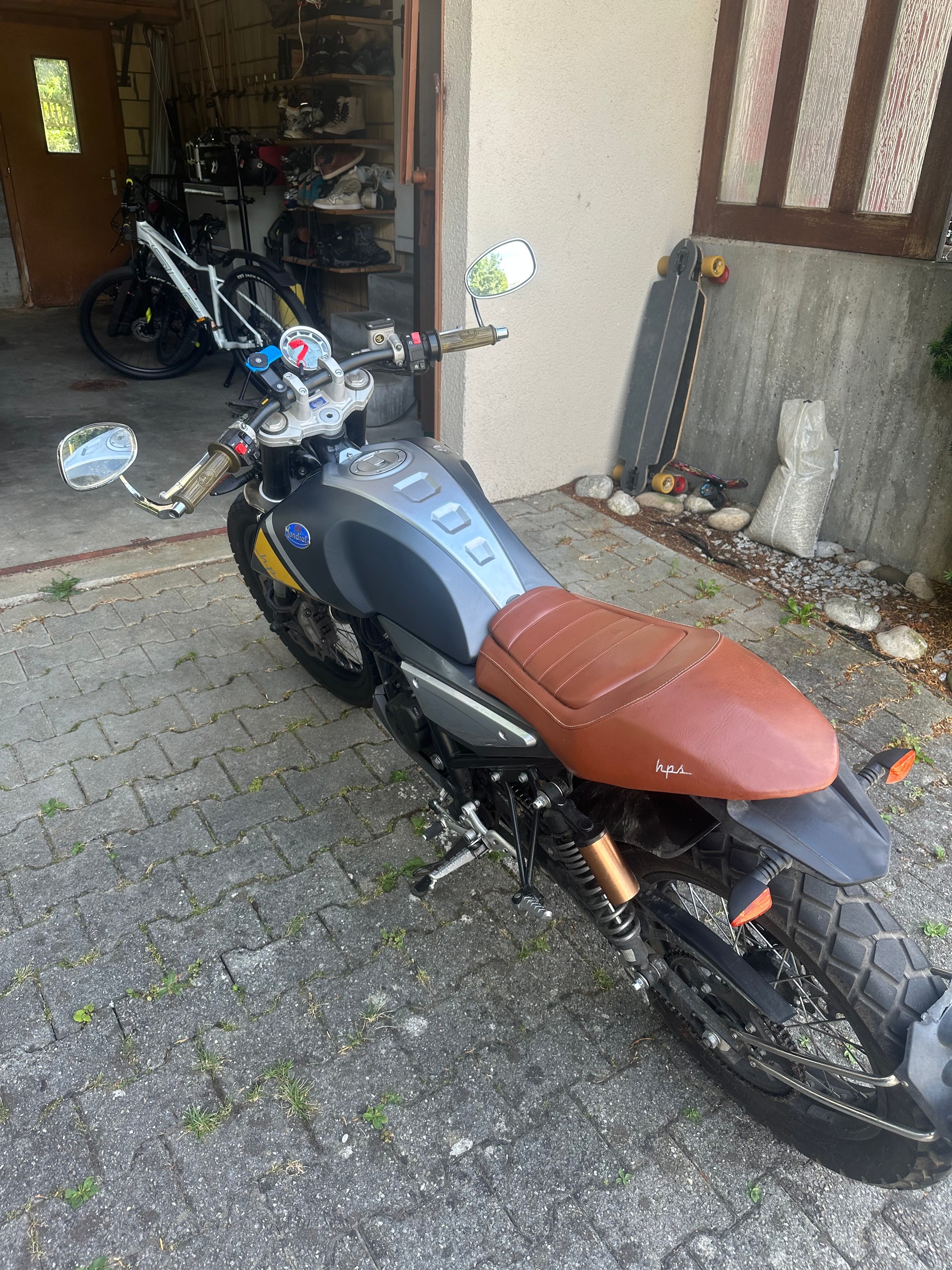 MONDIAL HPS 125-image-3