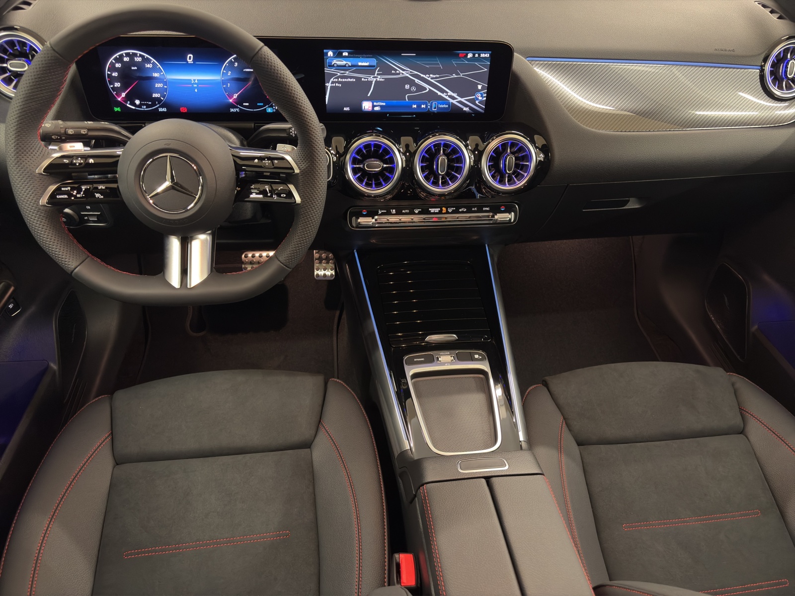 MERCEDES-BENZ GLA 220 4M-image-5