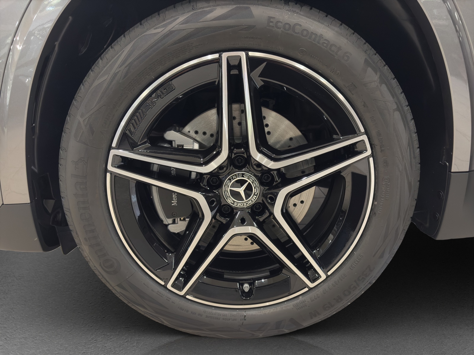 MERCEDES-BENZ GLA 220 4M-image-14