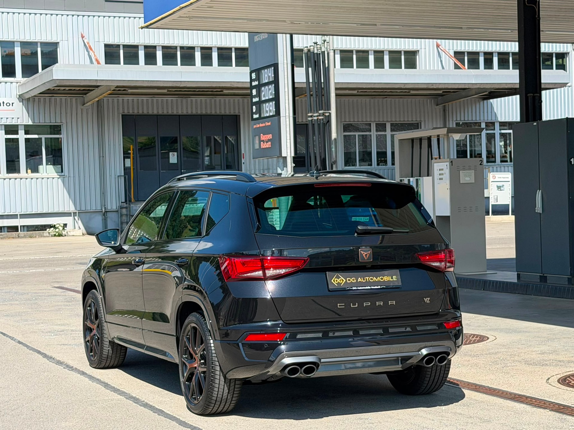 CUPRA Ateca 2.0TSI VZ 4Drive DSG *NEUWAGEN**Top Ausgestattet**Panorama**Assistenzpaket XL**DCC*-image-4
