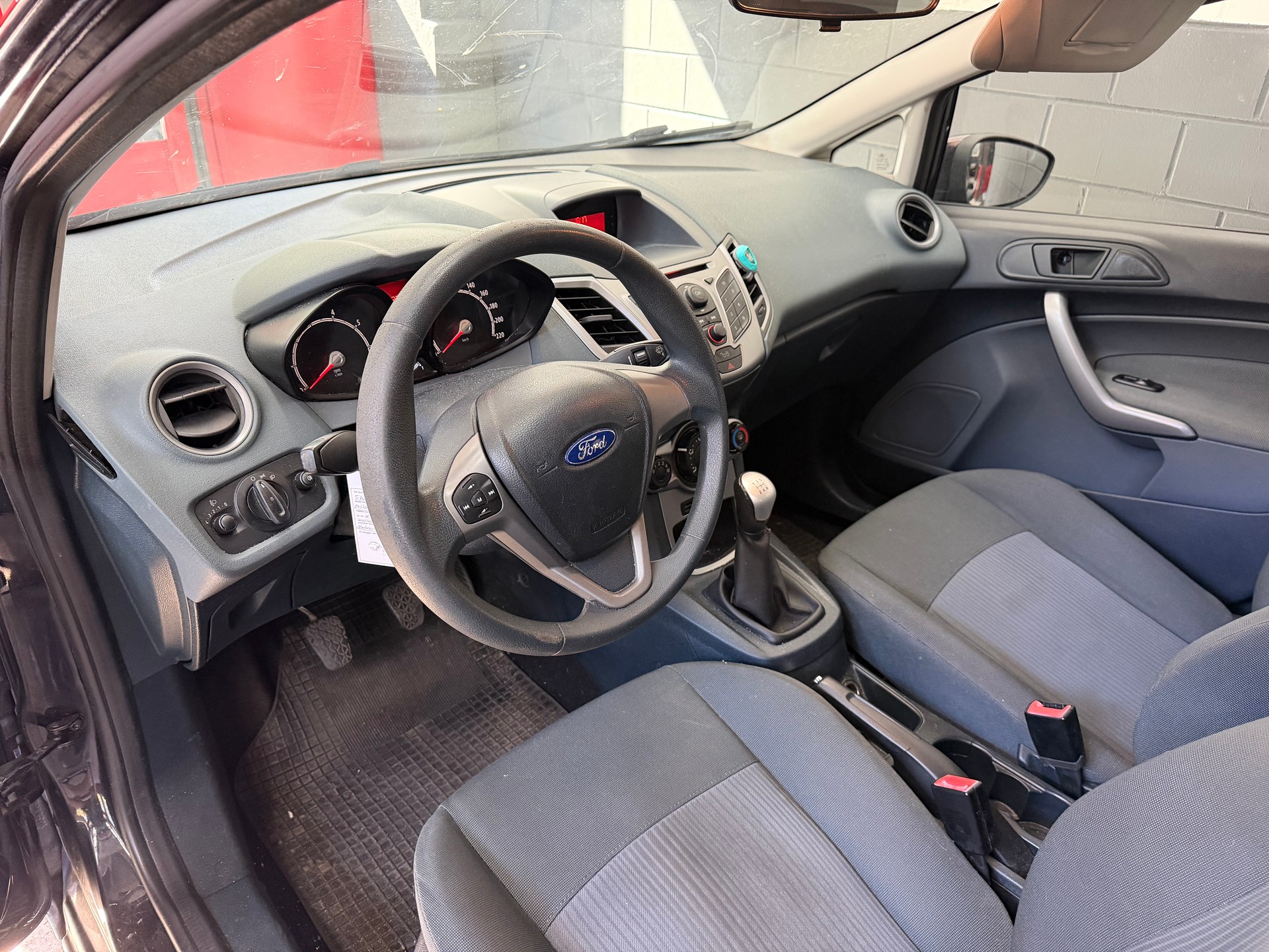 FORD Fiesta 1.25 16V Trend-image-6