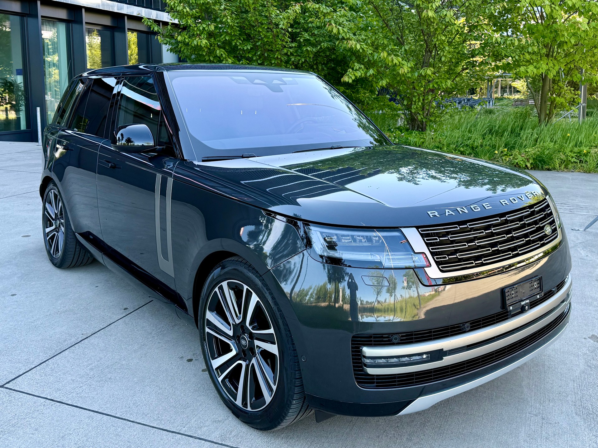 LAND ROVER Range Rover D300 3.0D I6 MHEV SE Automatic-image-2