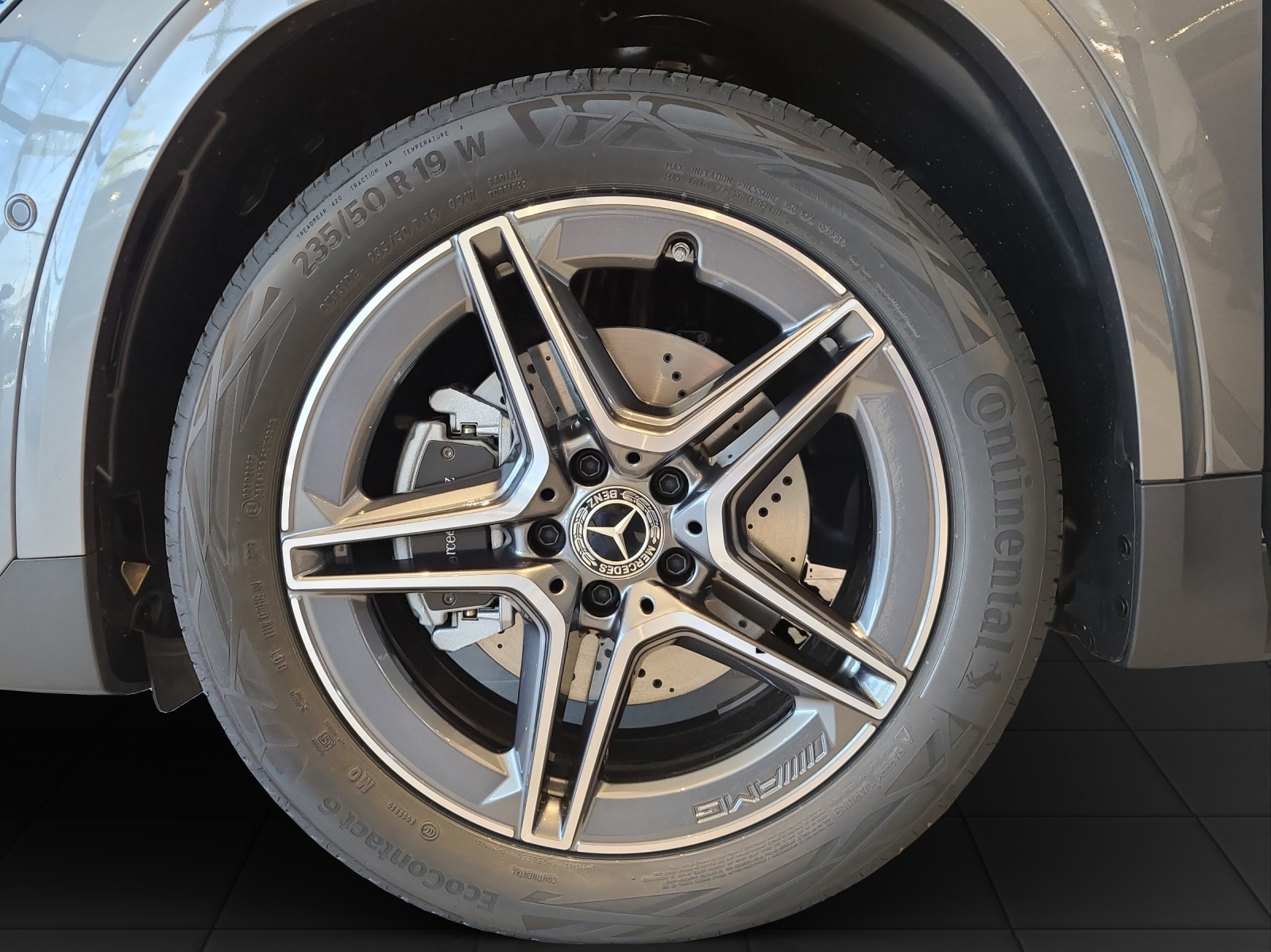 MERCEDES-BENZ GLA 220 4Matic 8G-DCT-image-9