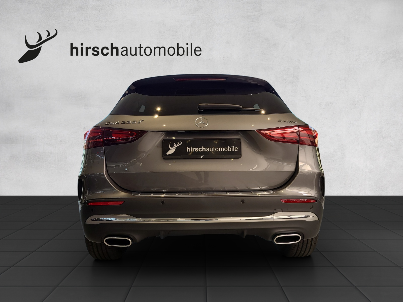 MERCEDES-BENZ GLA 220 4Matic 8G-DCT-image-2