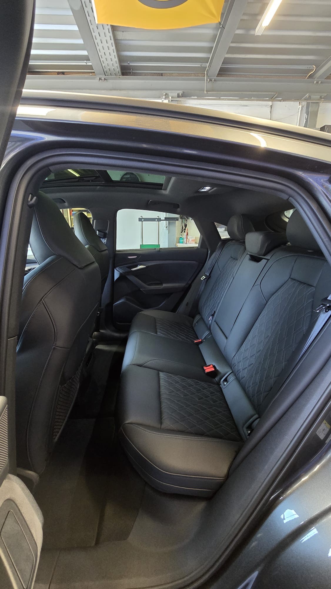AUDI SQ6 Sportback e-tron quattro-image-8