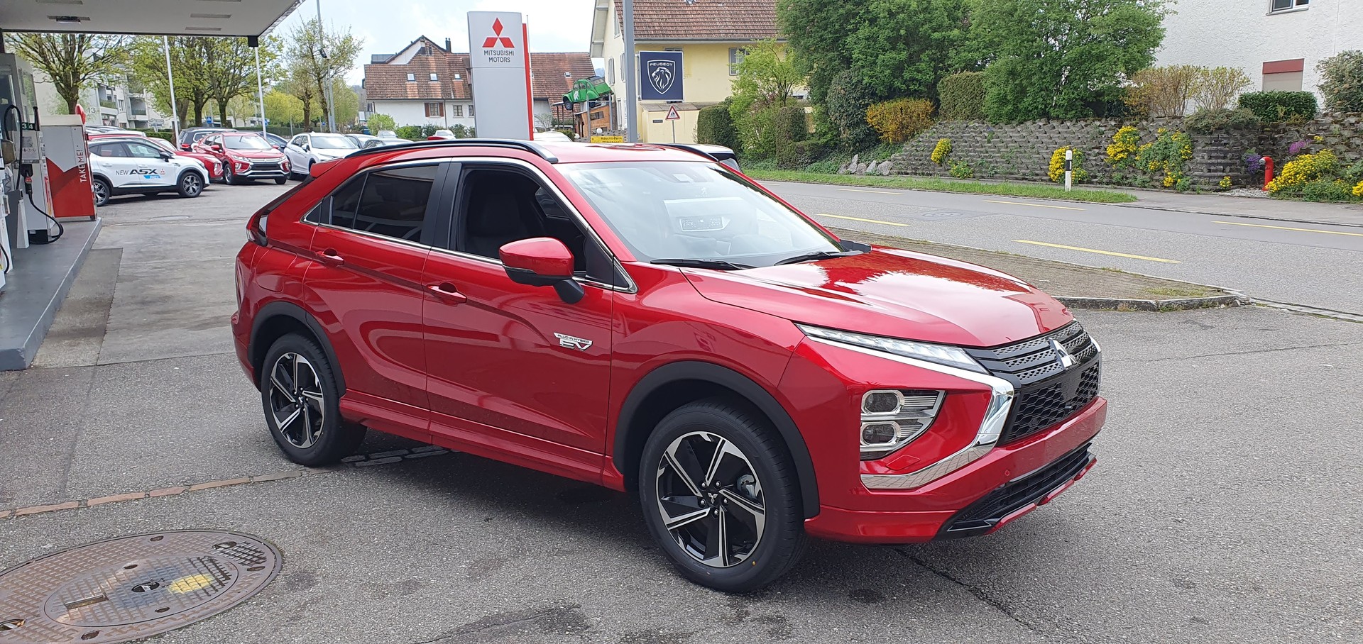 MITSUBISHI EclipseCross PHEV SwissLine 4x4 Automat-image-3