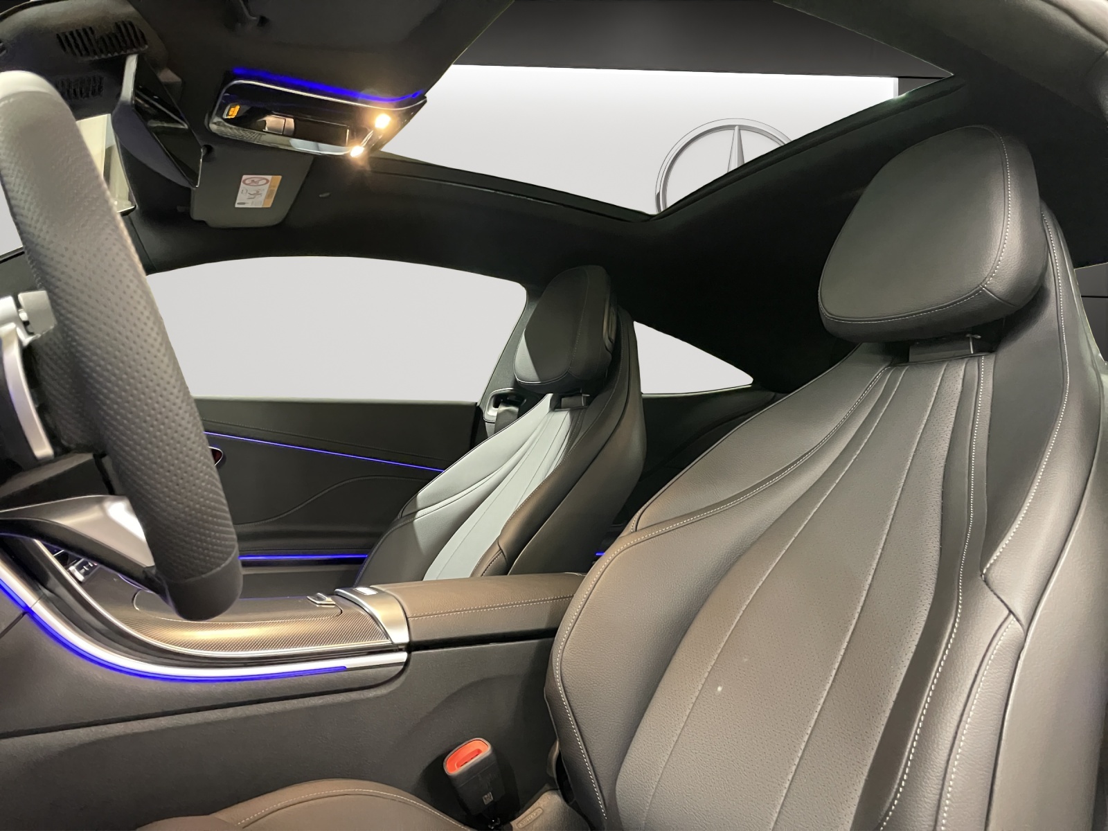 MERCEDES-BENZ CLE 200 Coupé 4Matic 9G-Tronic-image-9