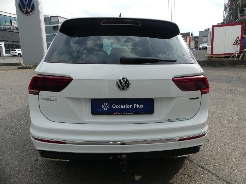 VW Tiguan 2.0TSI Highline 4Motion DSG-image-2