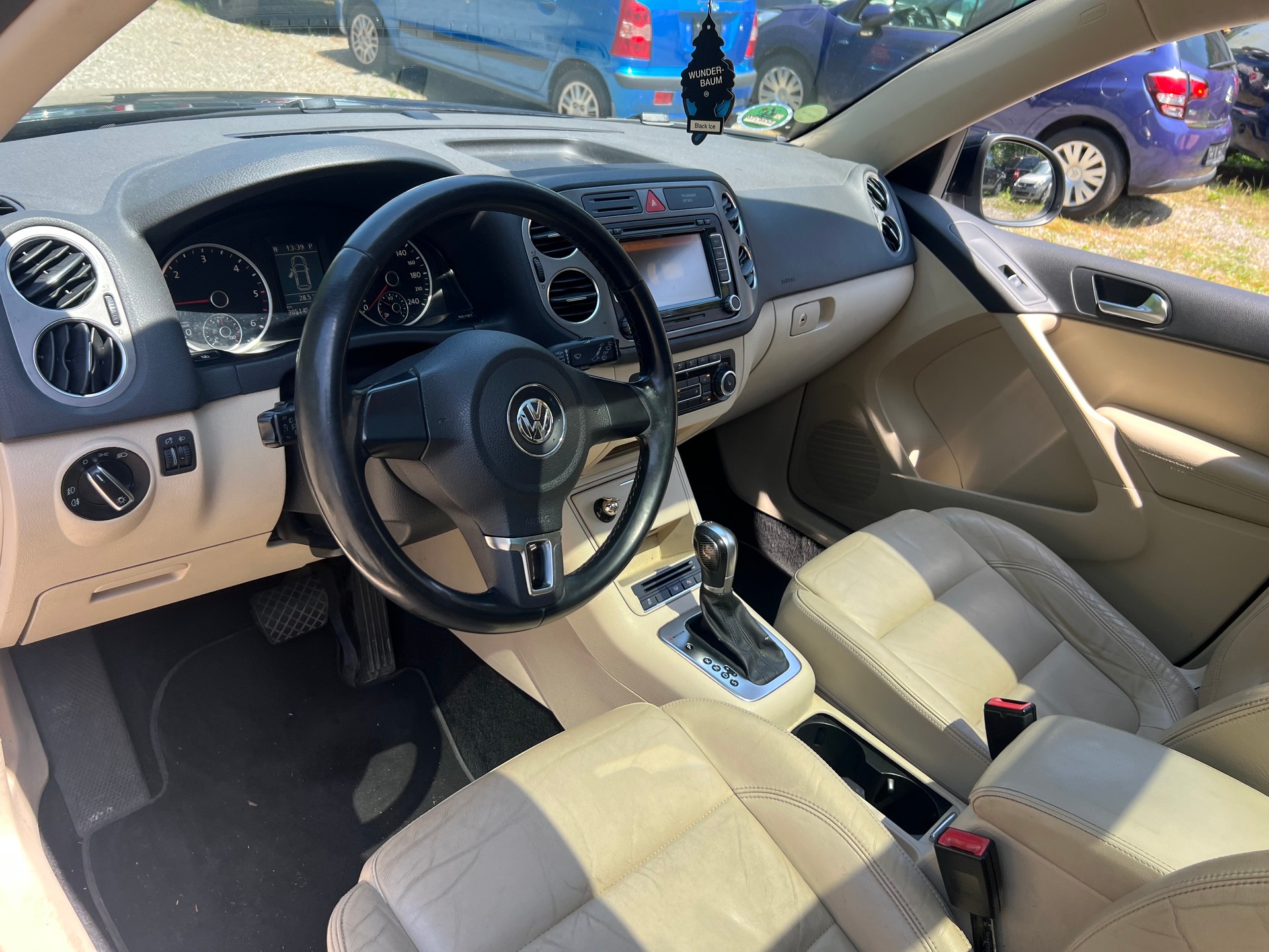 VW Tiguan 2.0 TDI Team DSG-image-8