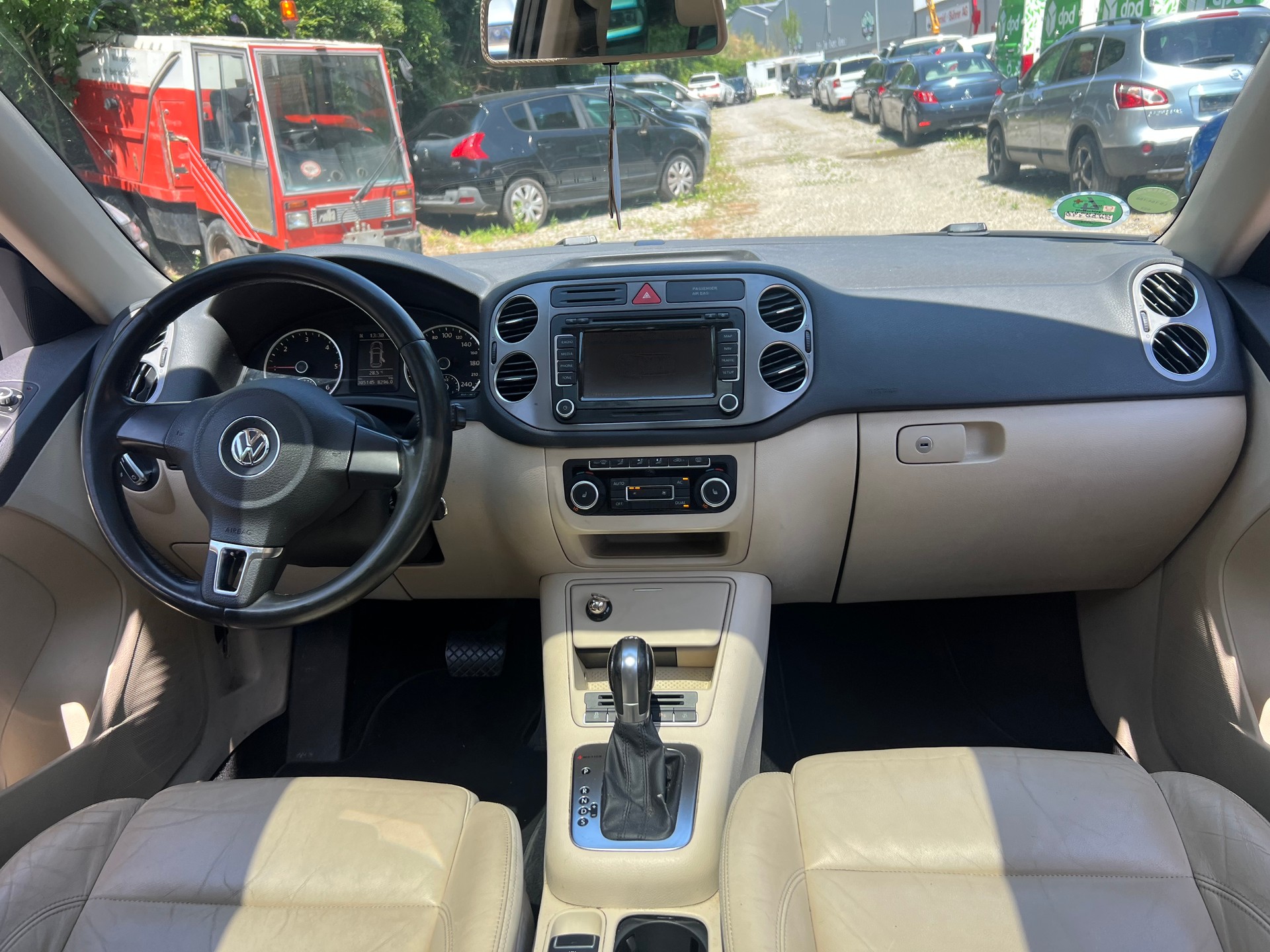 VW Tiguan 2.0 TDI Team DSG-image-9