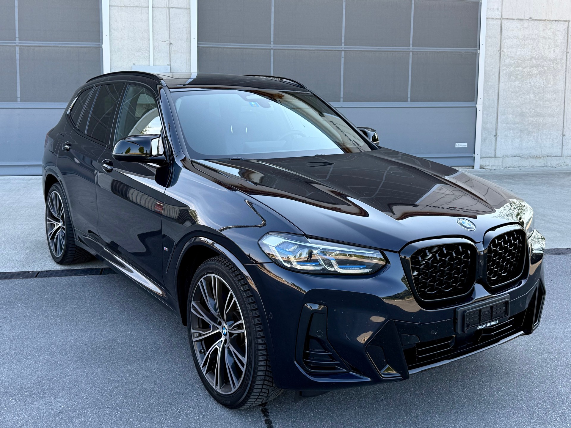 BMW X3 M40i-image-4