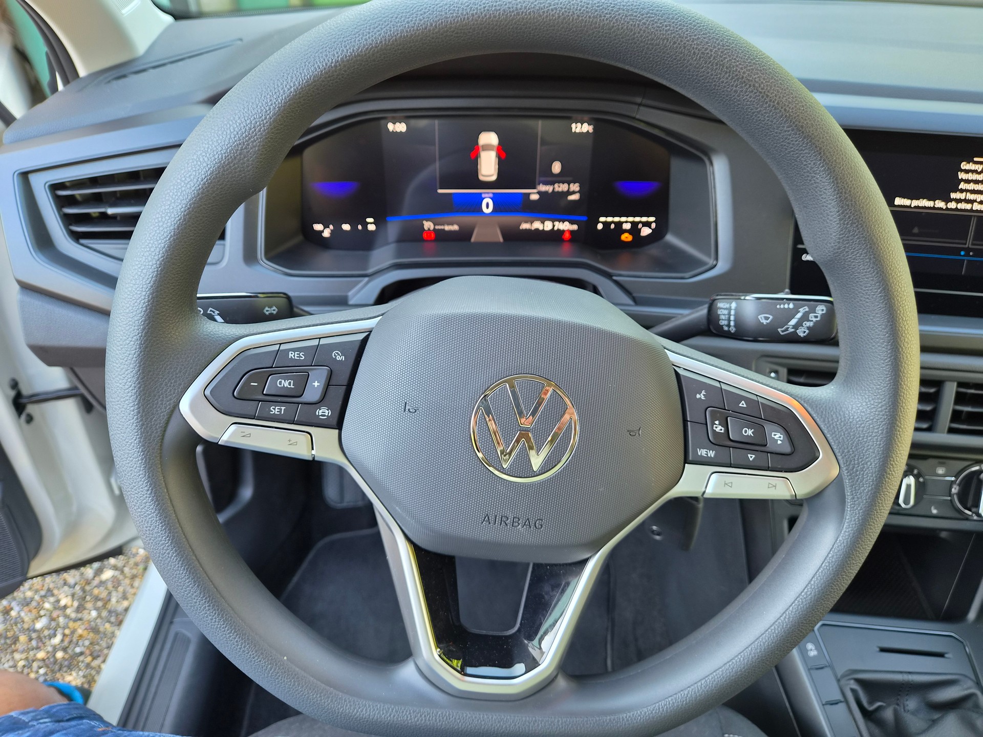VW 1.0 TSI Basis 4 J. Garantie-image-5