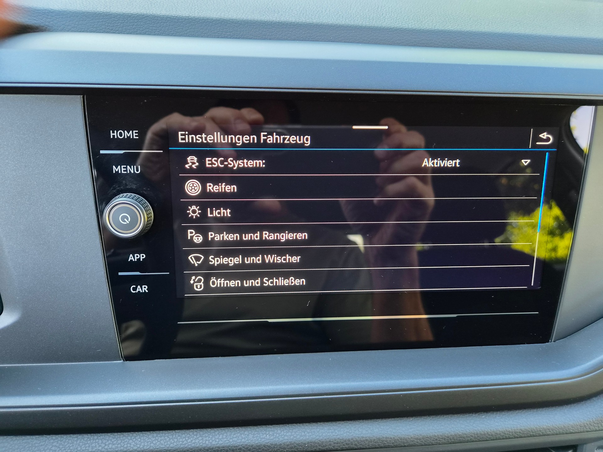 VW 1.0 TSI Basis 4 J. Garantie-image-16