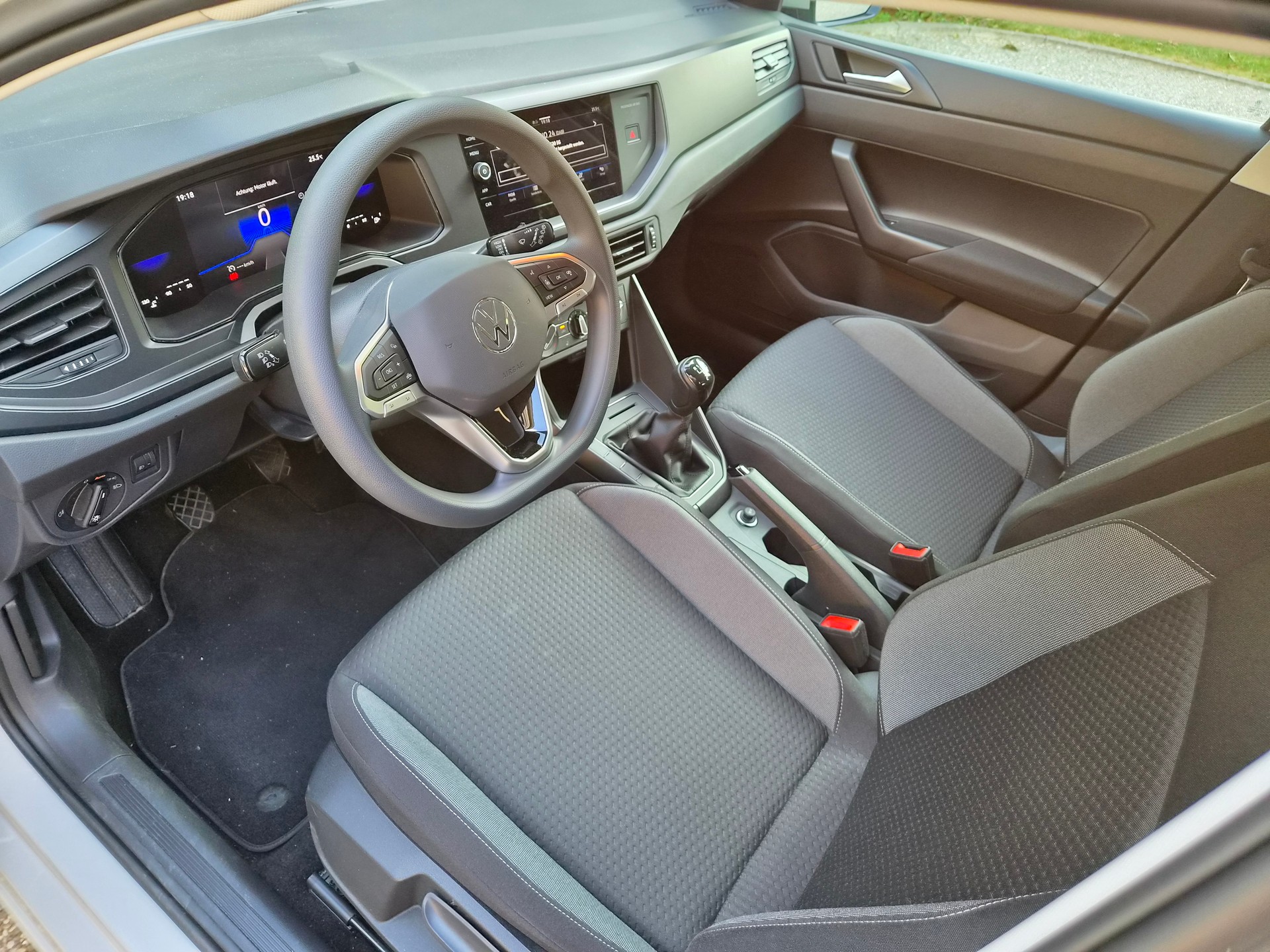 VW 1.0 TSI Basis-image-4