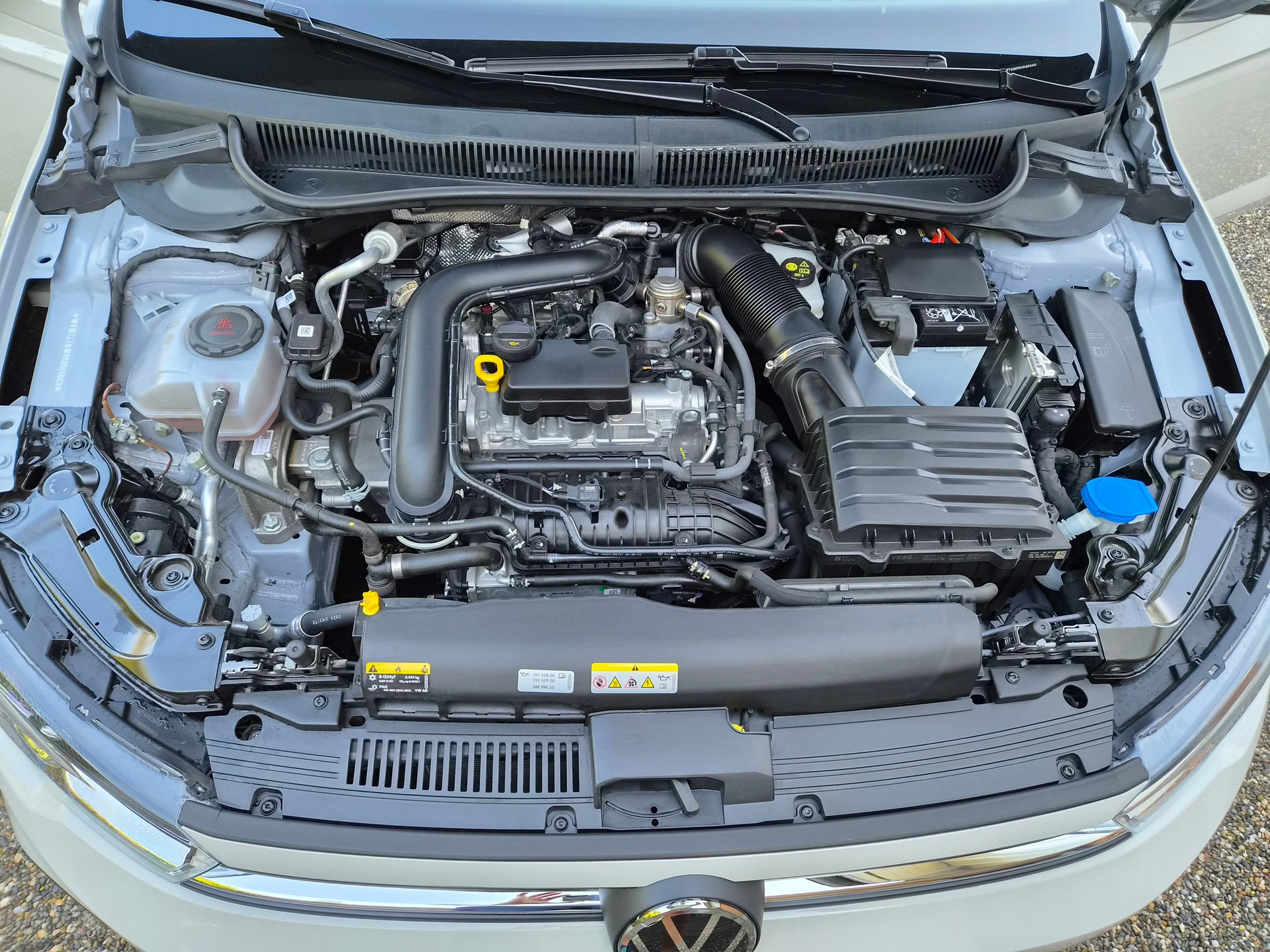 VW 1.0 TSI Basis 4 J. Garantie-image-19