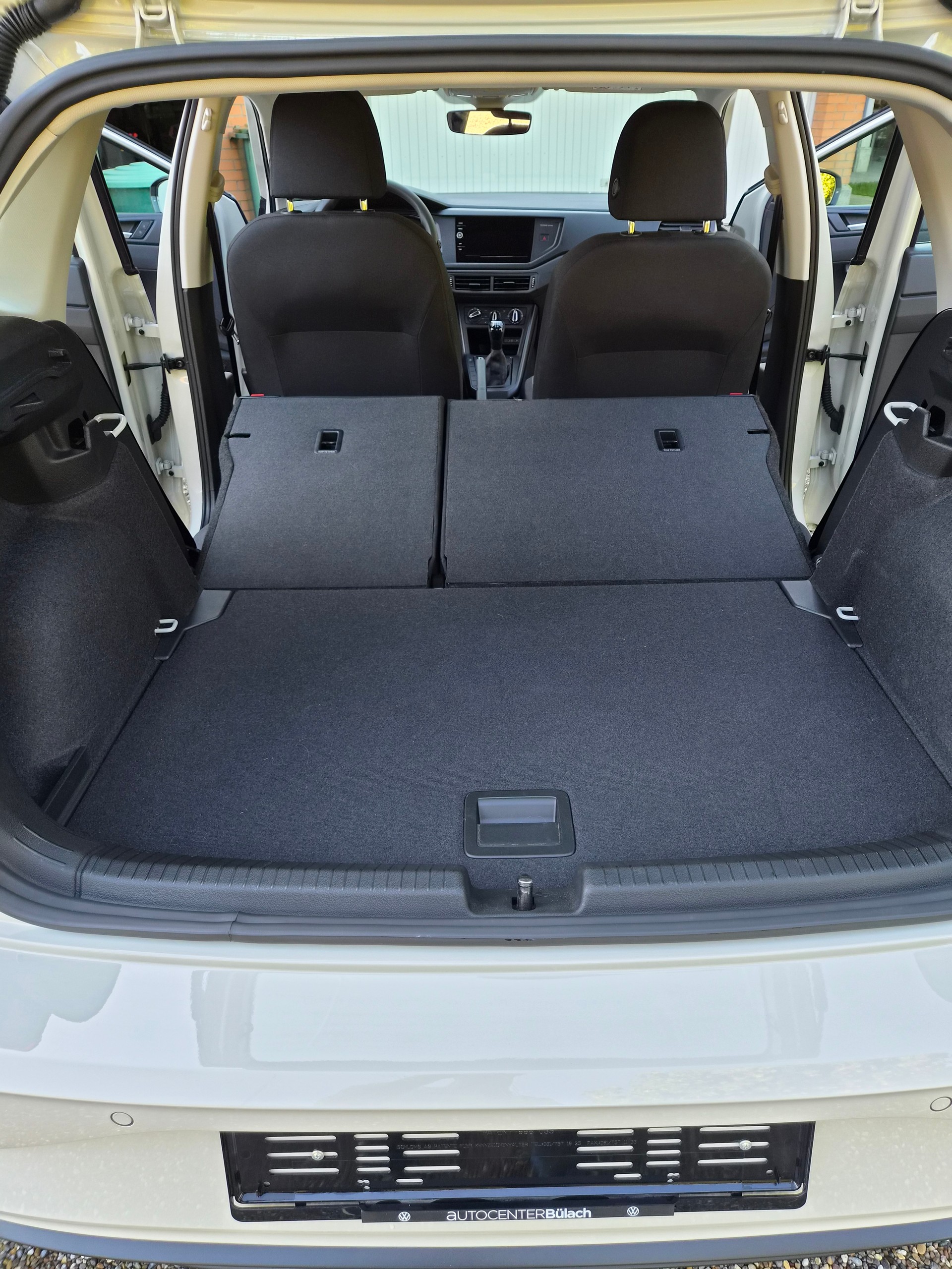 VW 1.0 TSI Basis 4 J. Garantie-image-10