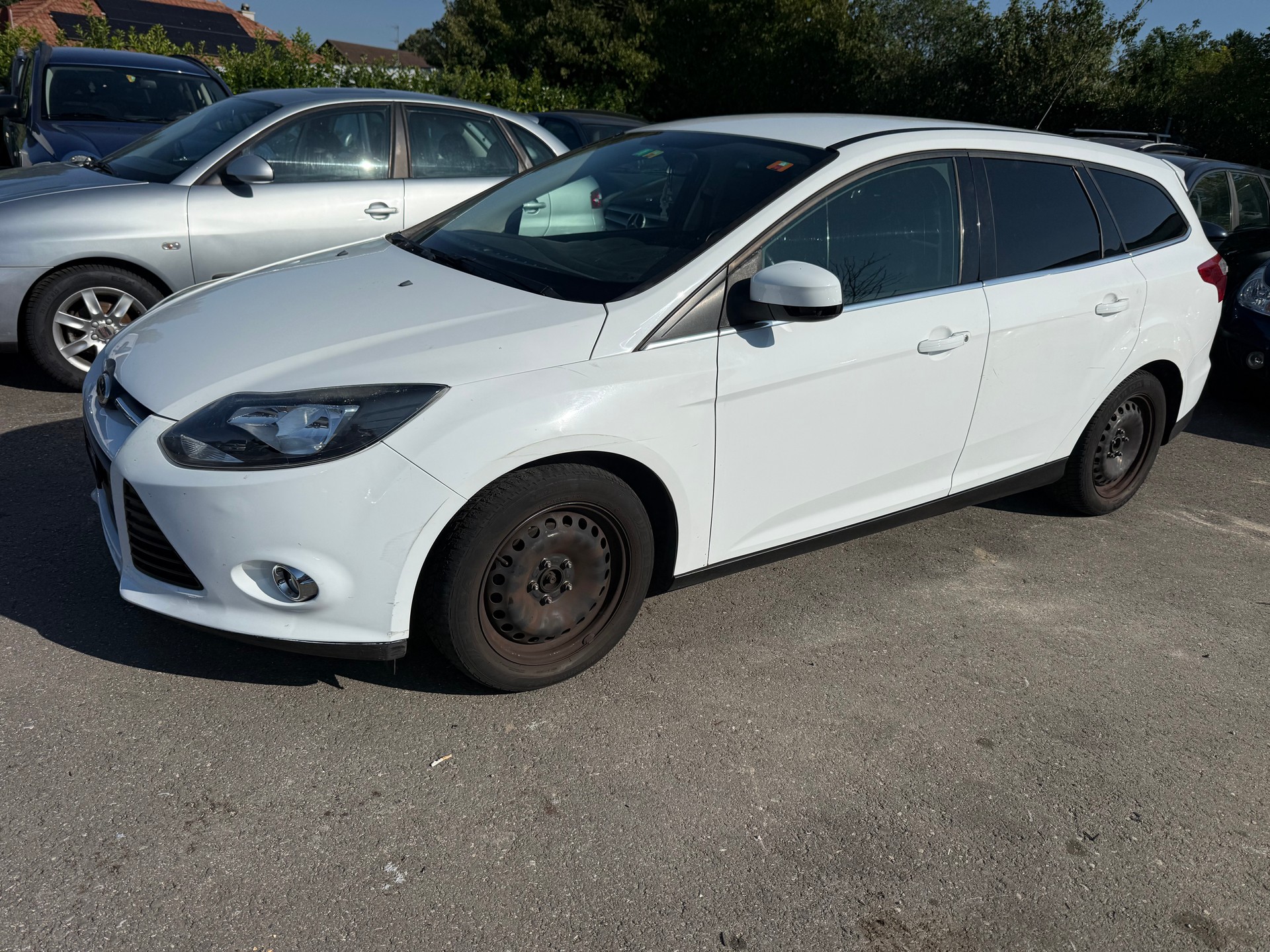 FORD Focus 1.0 SCTi Titanium-image-1