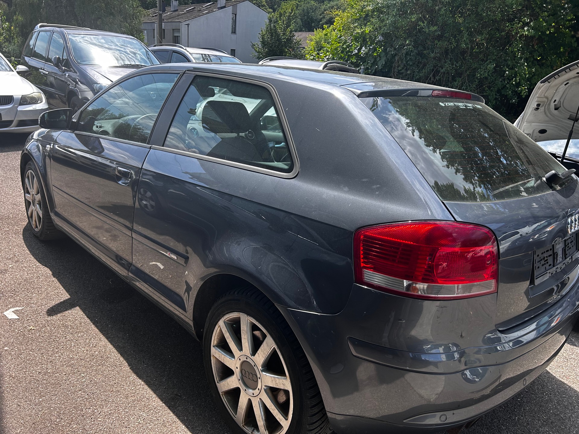 AUDI A3 2.0 Turbo FSI Ambition quattro-image-4