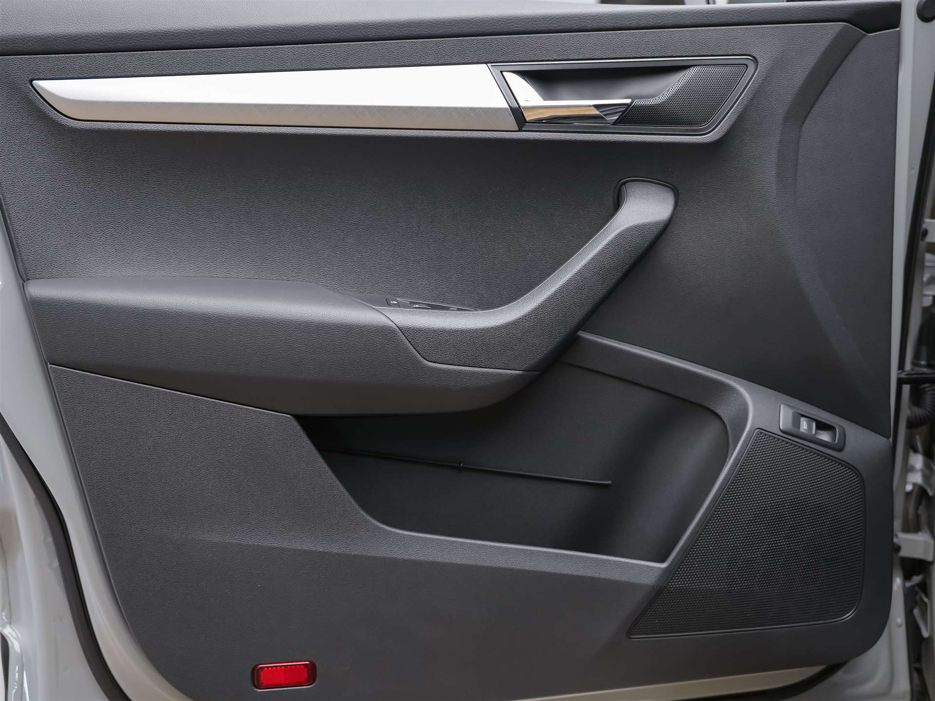 SKODA Karoq 1.5 TSI Selection DSG *Sitzheizung*Lenkradheizung*Rückfahrkamera*-image-22