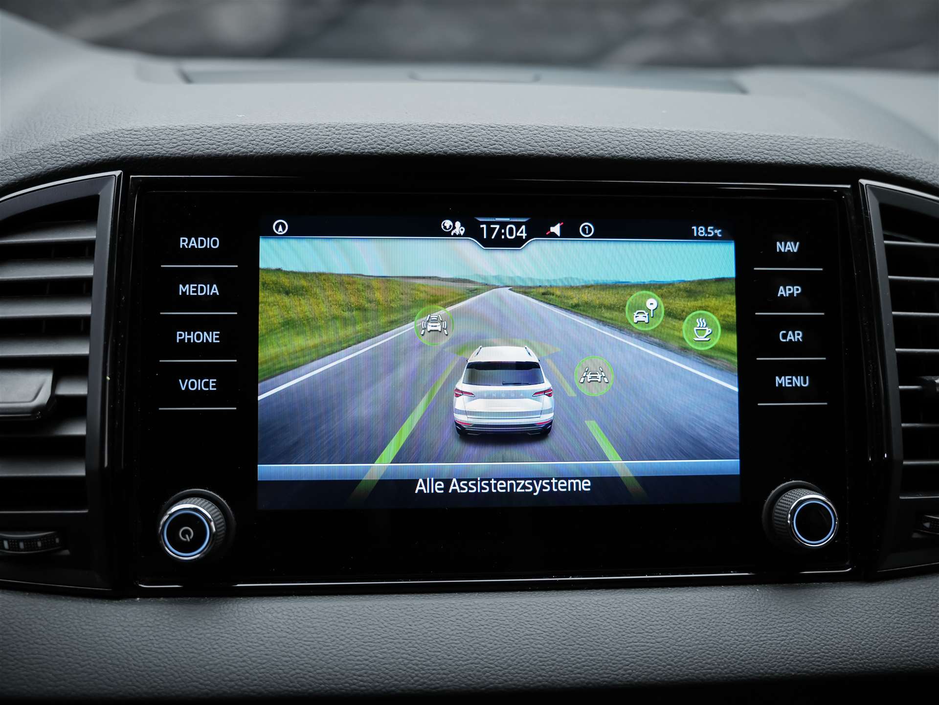 SKODA Karoq 1.5 TSI Selection DSG *Sitzheizung*Lenkradheizung*Rückfahrkamera*-image-31