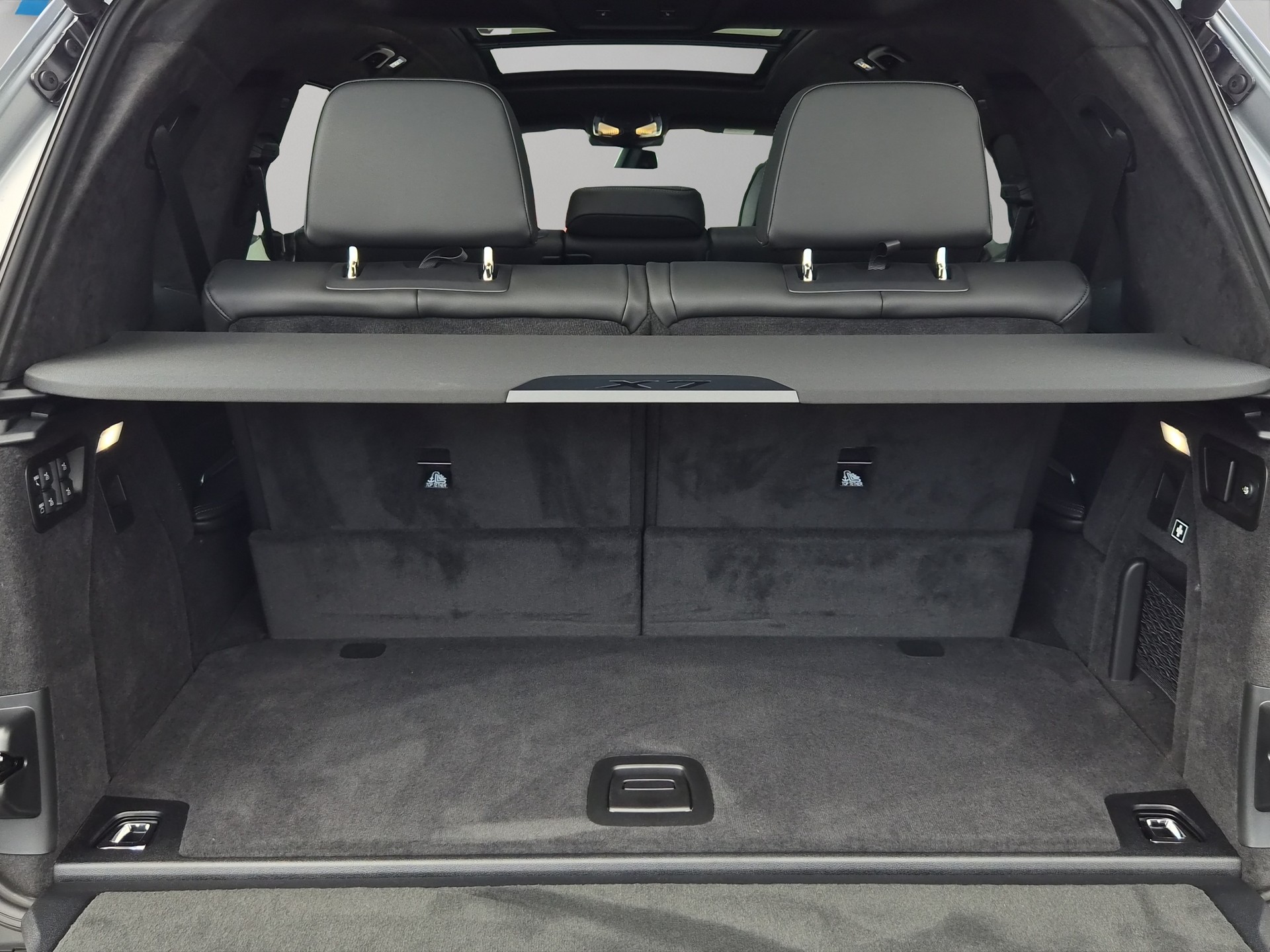 BMW X7 xDrive 48V 40d M Sport Pro Steptronic-image-18
