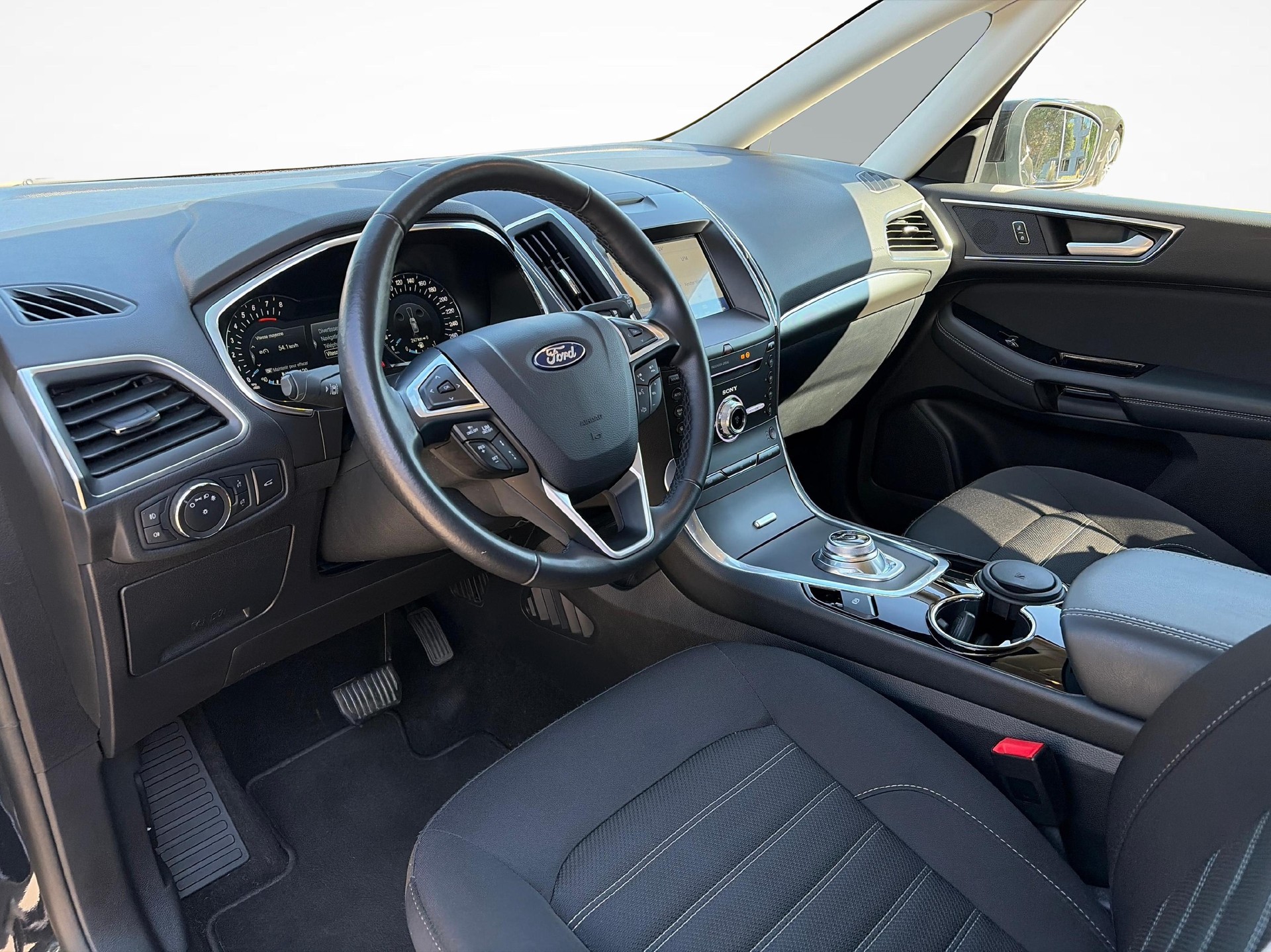 FORD Galaxy 2.5 Hybrid Titanium 7P-image-8