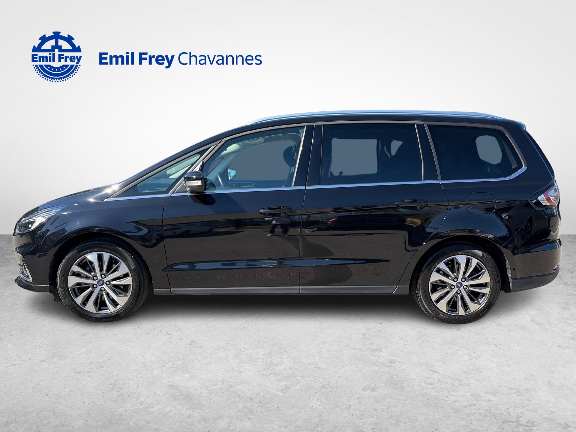 FORD Galaxy 2.5 Hybrid Titanium 7P-image-4