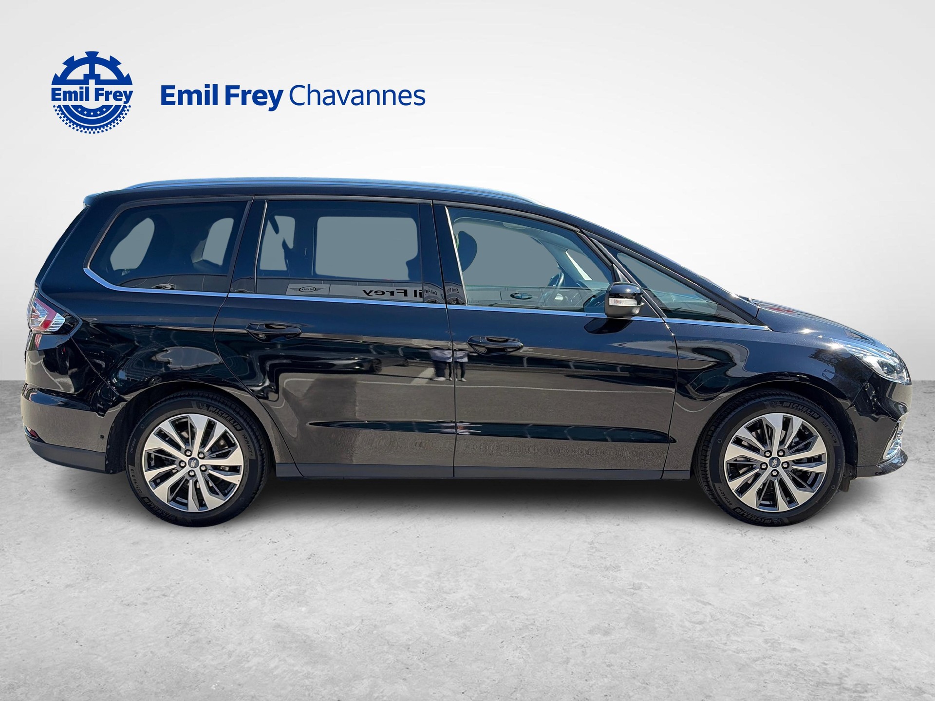 FORD Galaxy 2.5 Hybrid Titanium 7P-image-5