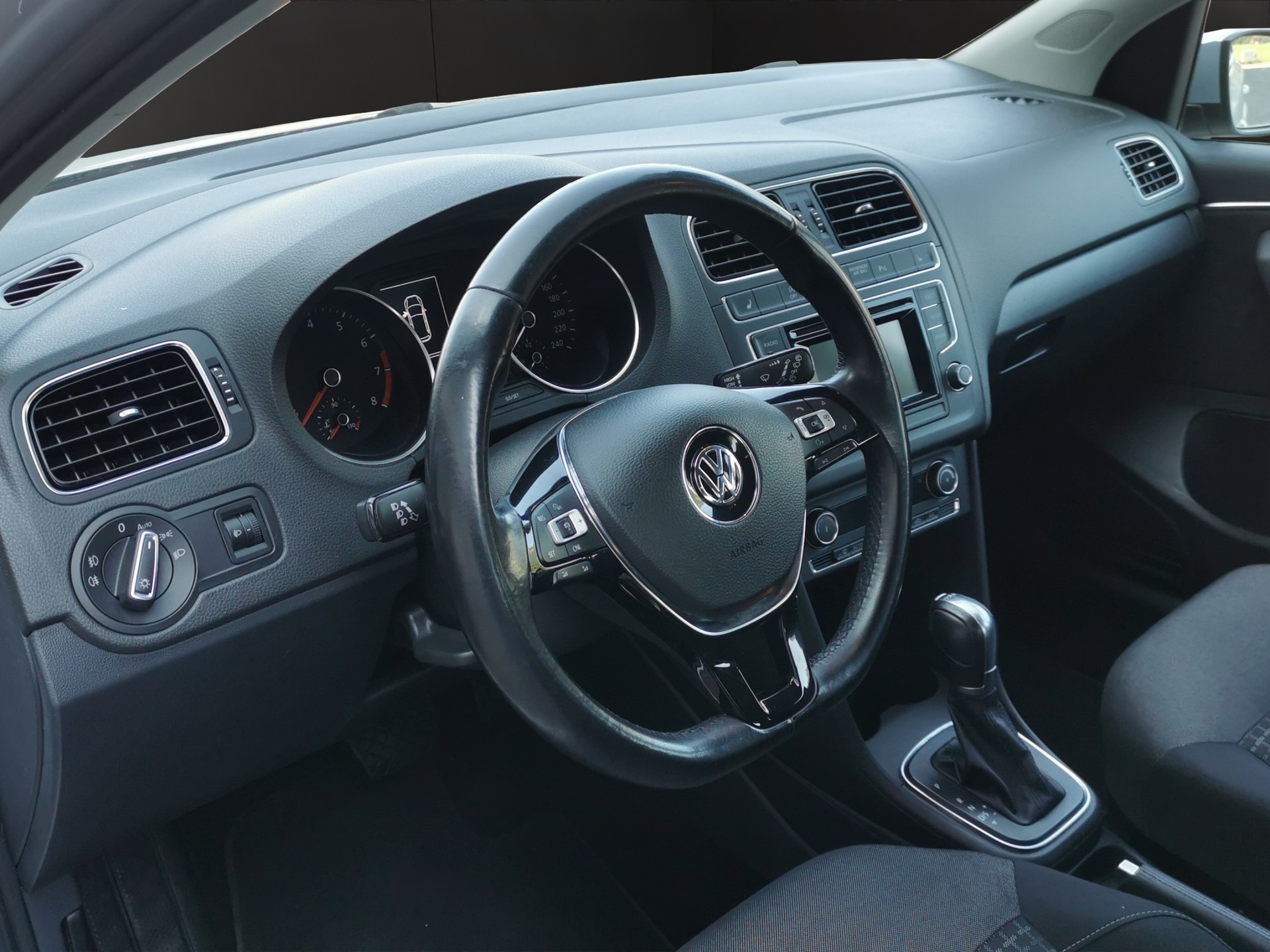 VW Polo 1.2 TSI BMT Comfortline DSG-image-11