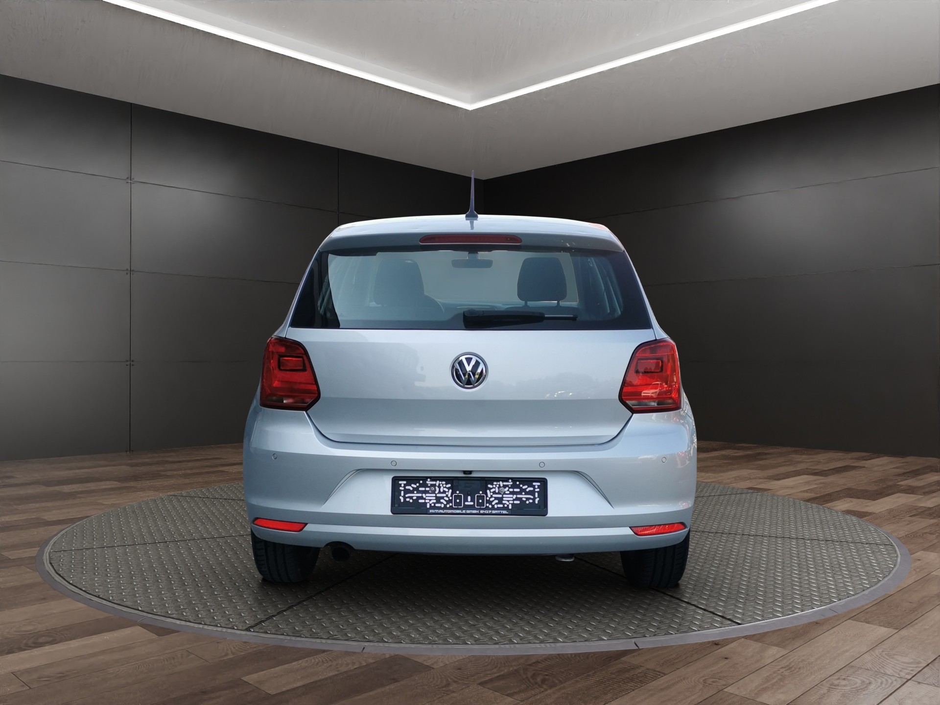 VW Polo 1.2 TSI BMT Comfortline DSG-image-7