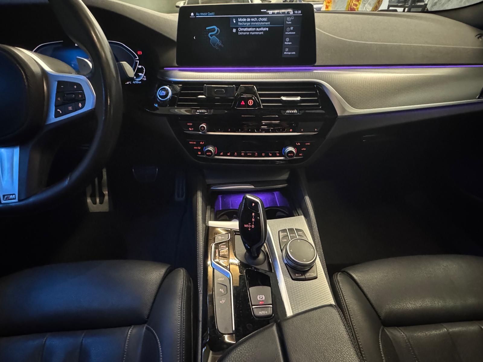 BMW 530e xDrive Pure M Sport Edition Steptronic-image-14