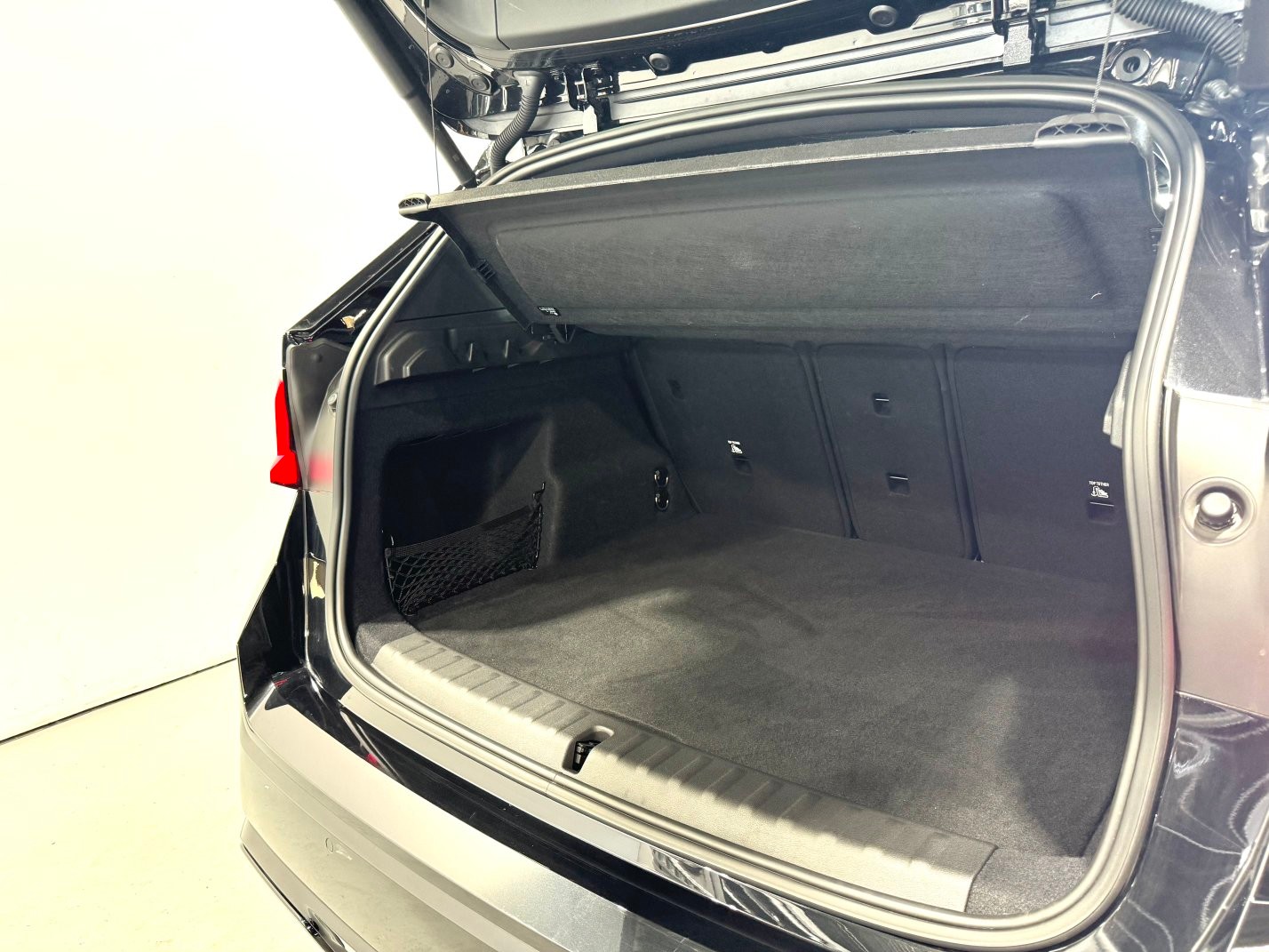 BMW X1 23d xDrive paddles-image-16
