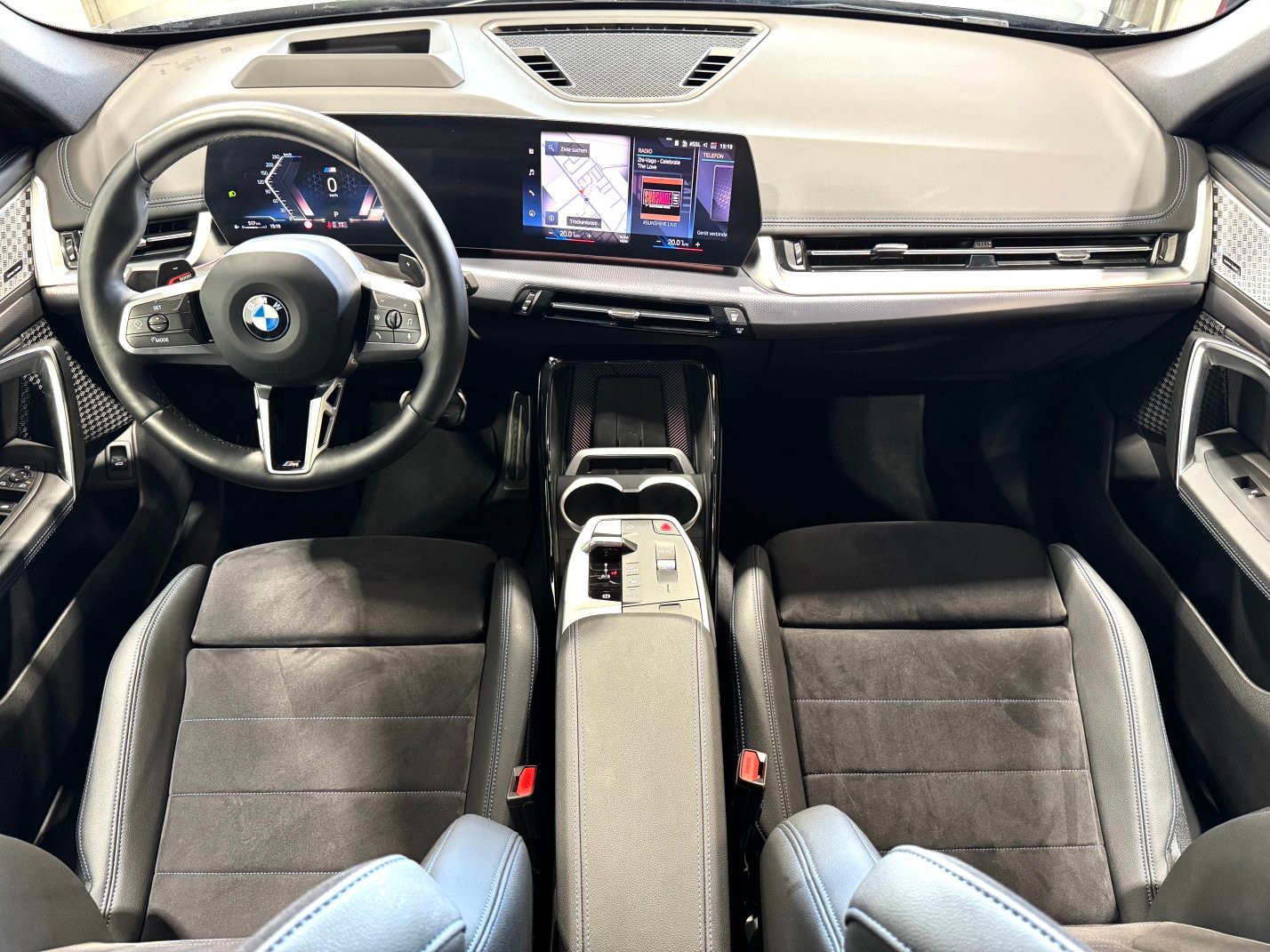 BMW X1 23d xDrive paddles-image-11