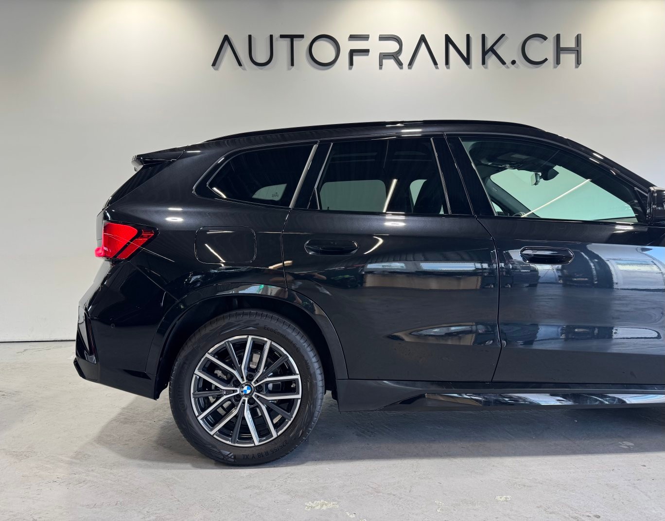 BMW X1 23d xDrive paddles-image-2