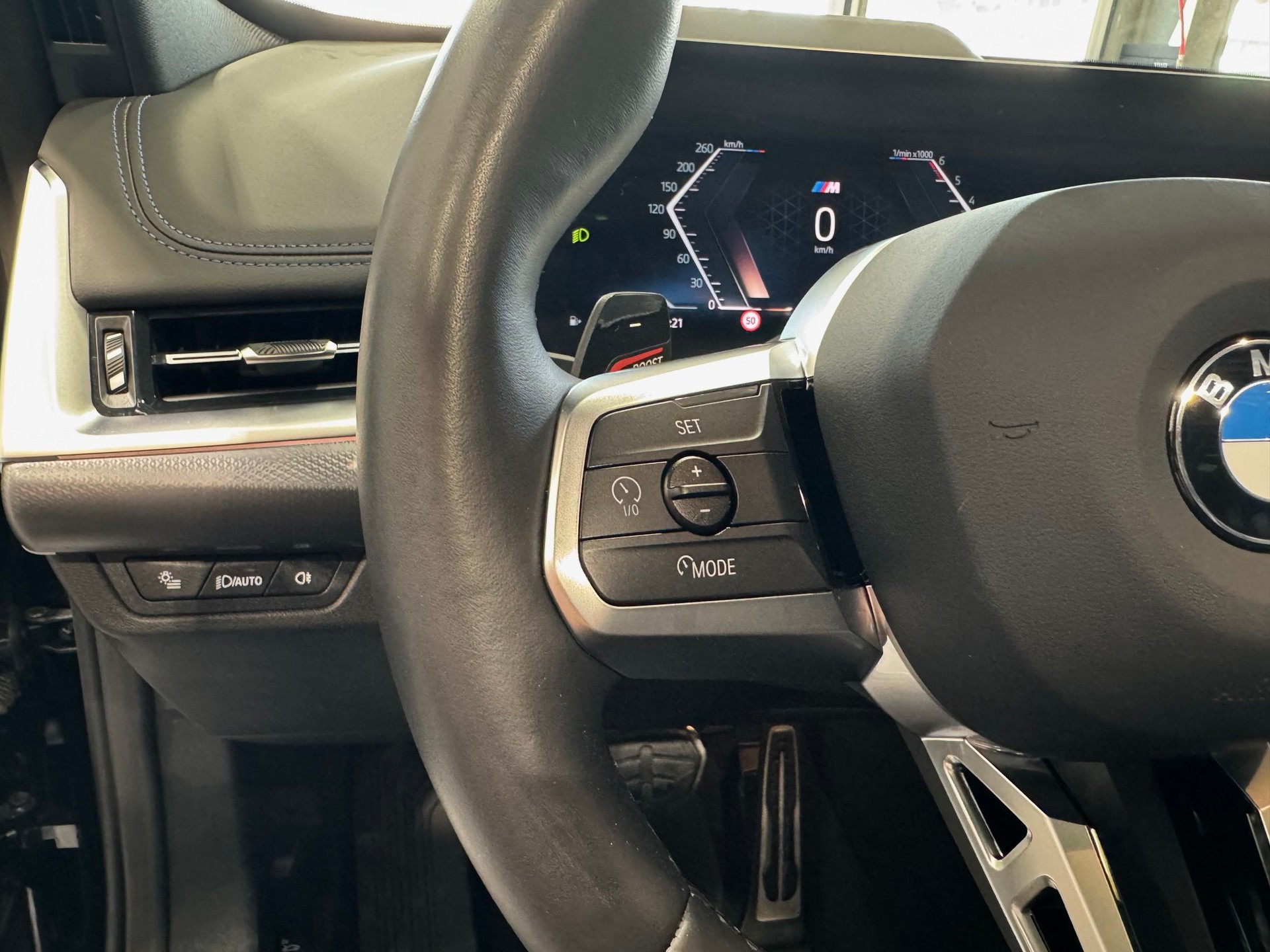 BMW X1 23d xDrive paddles-image-7