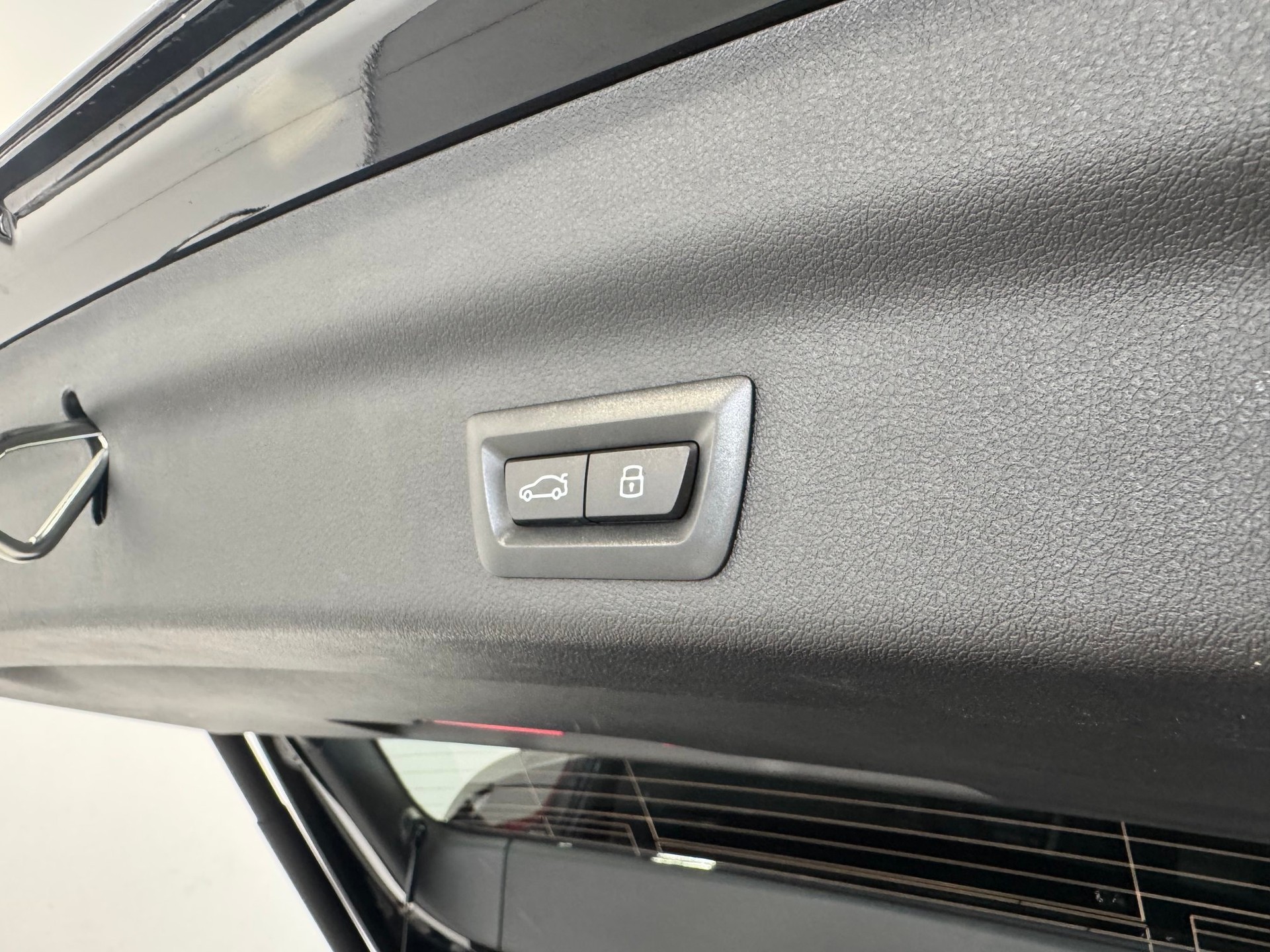 BMW X1 23d xDrive paddles-image-17