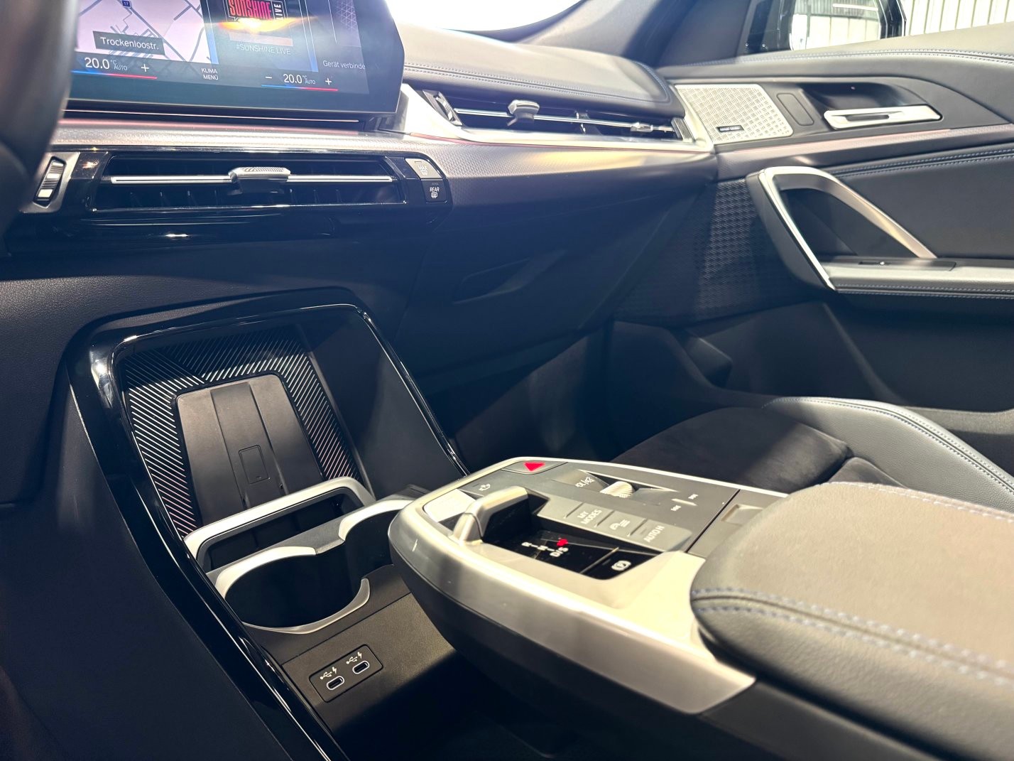 BMW X1 23d xDrive paddles-image-14