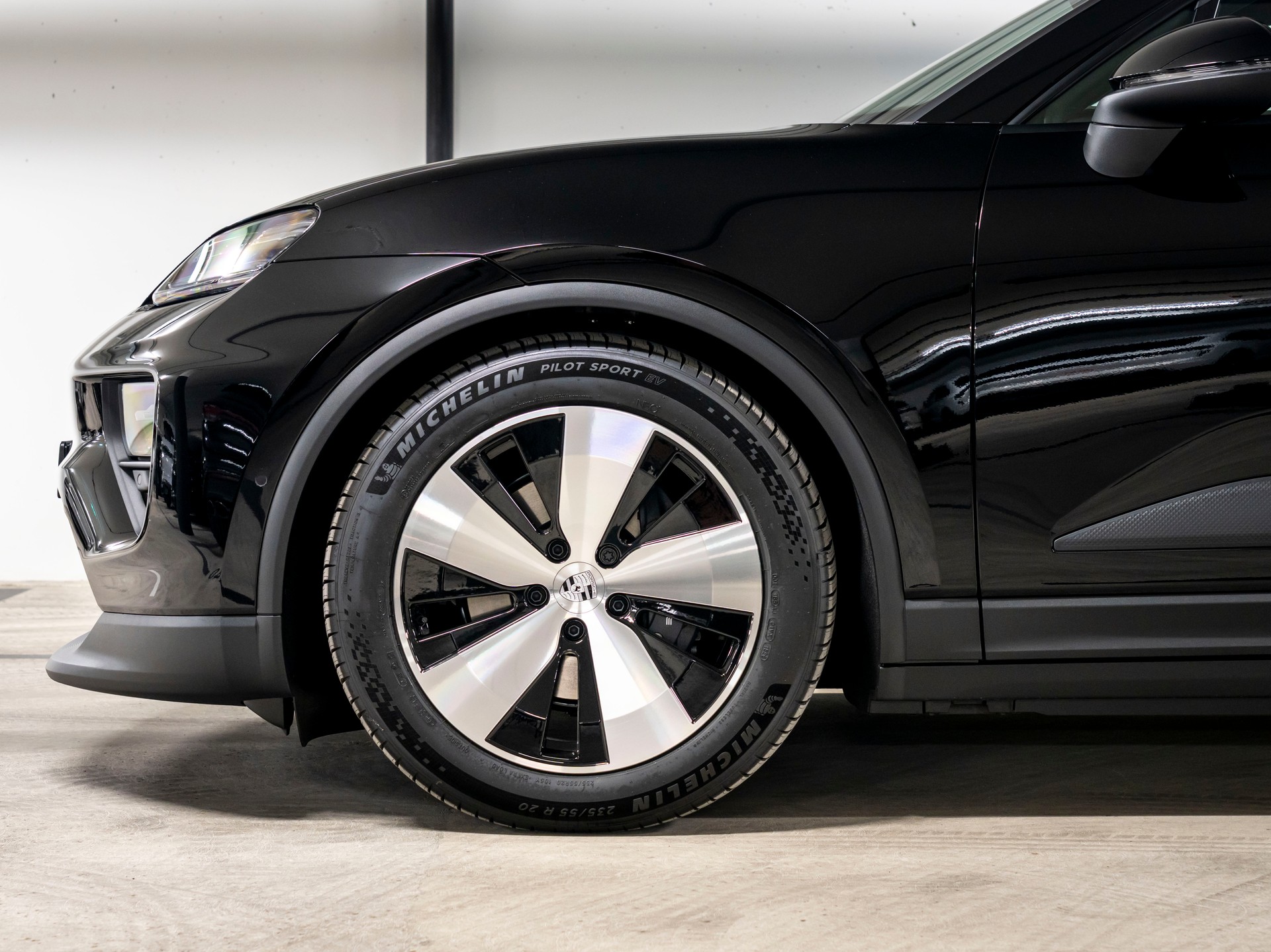 PORSCHE Macan 4 100kWh-image-6