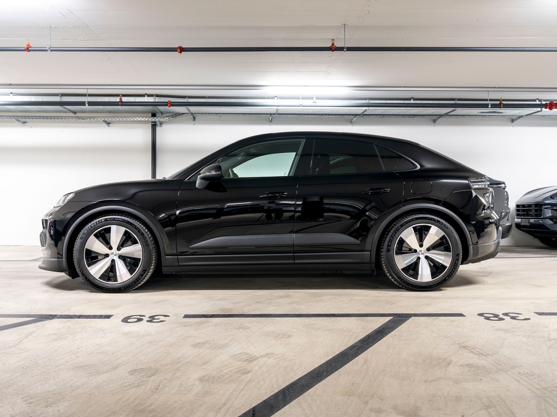 PORSCHE Macan 4 100kWh-image-1