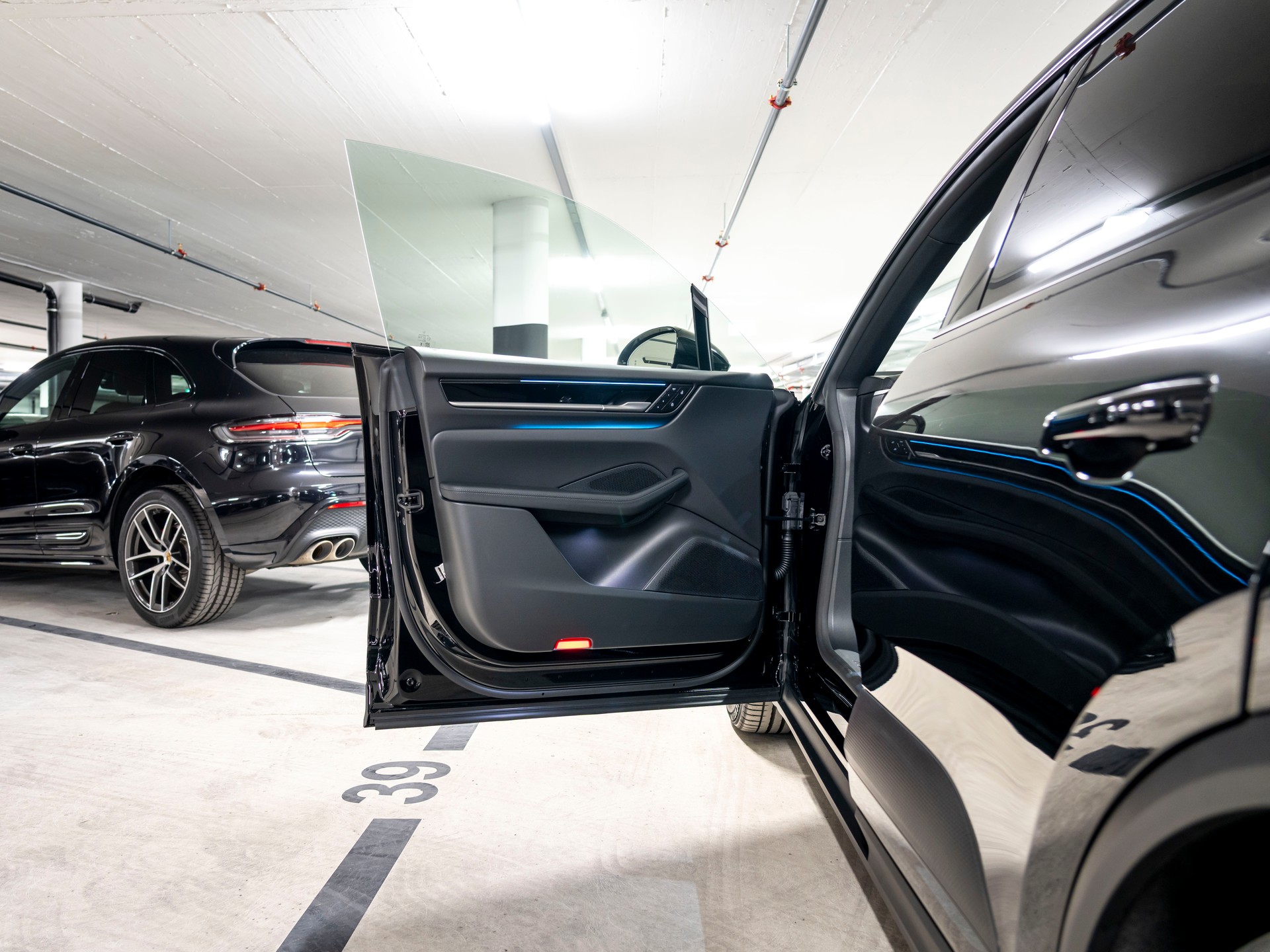 PORSCHE Macan 4 100kWh-image-23