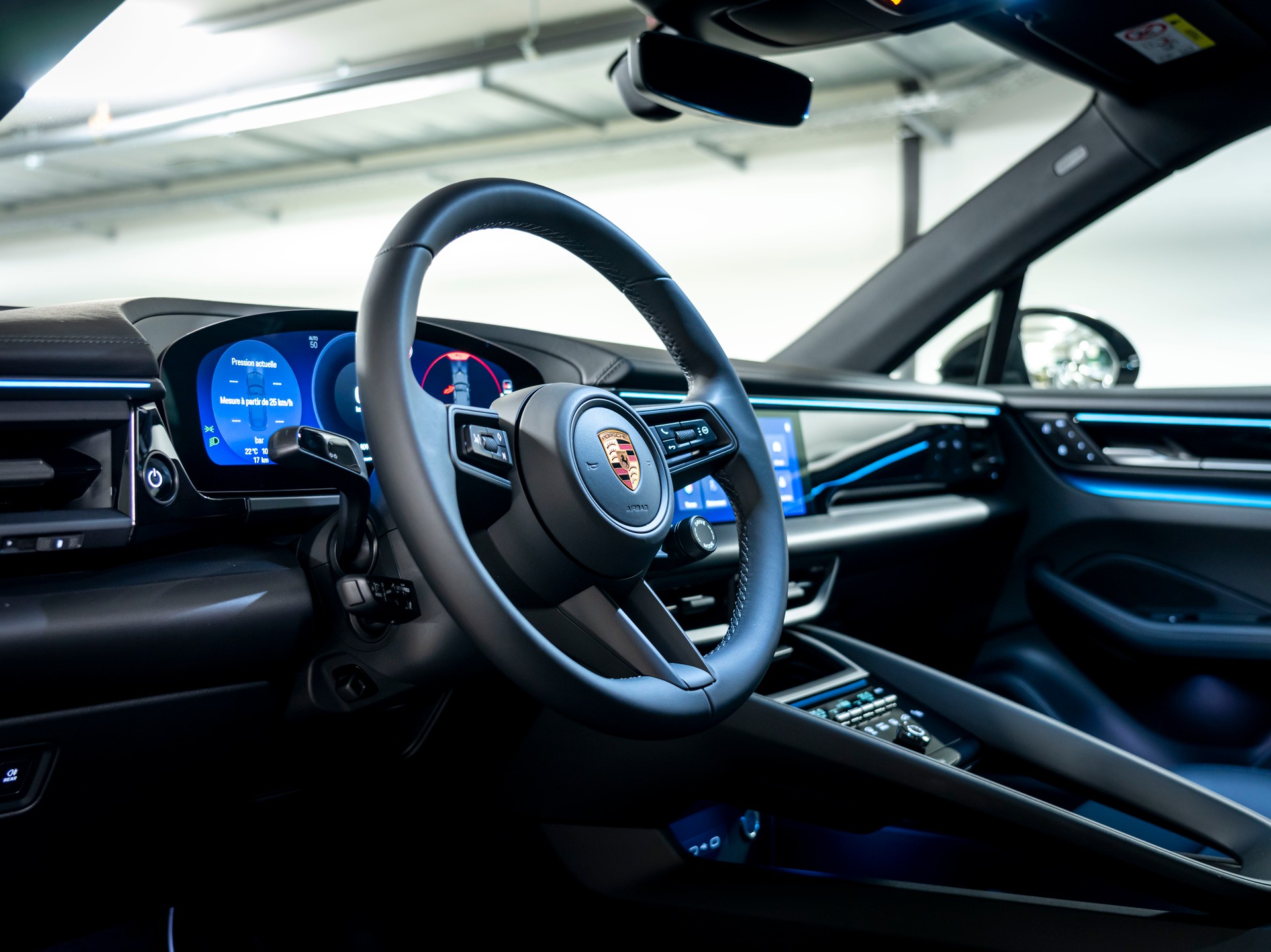 PORSCHE Macan 4 100kWh-image-11