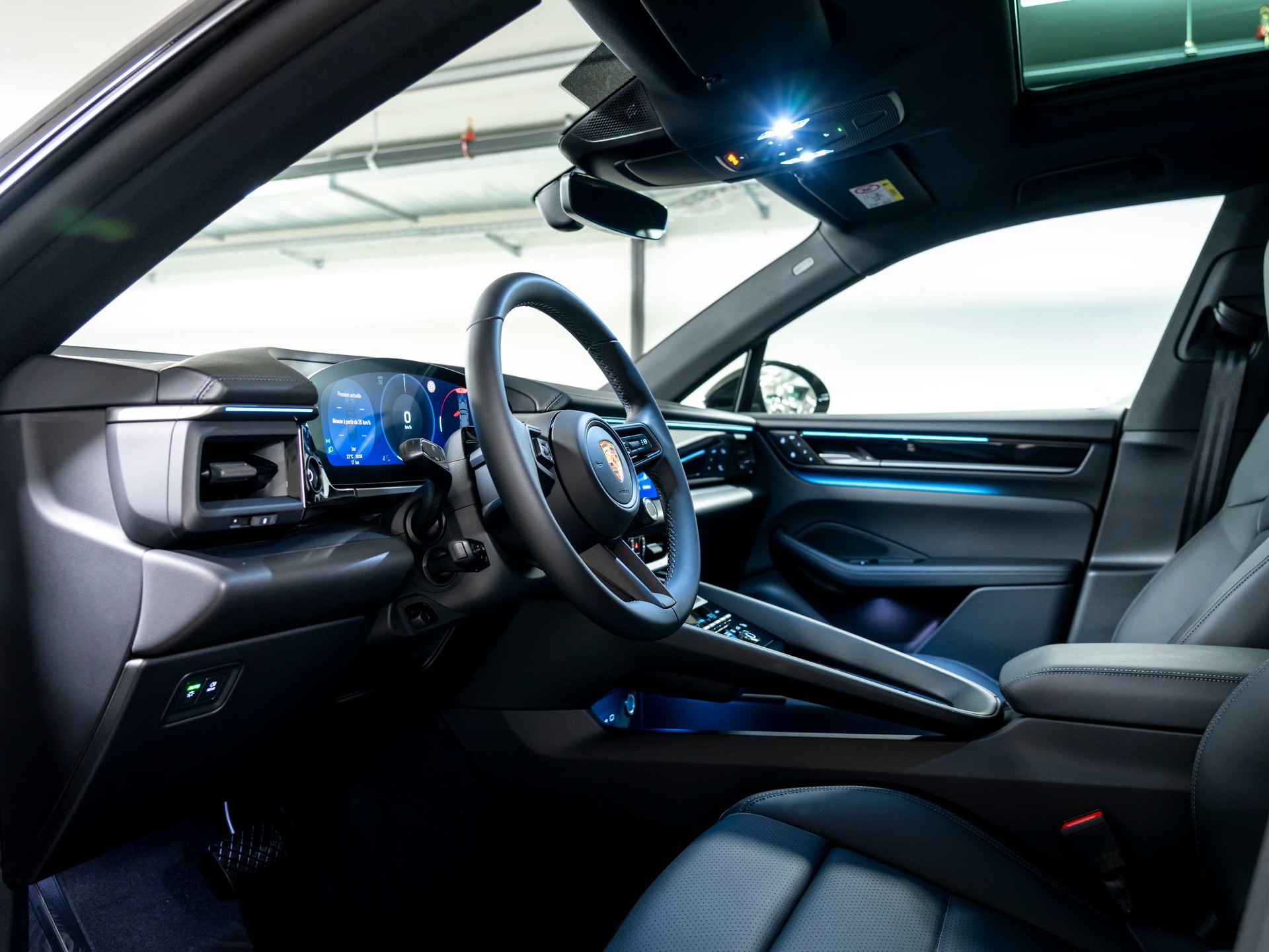 PORSCHE Macan 4 100kWh-image-13
