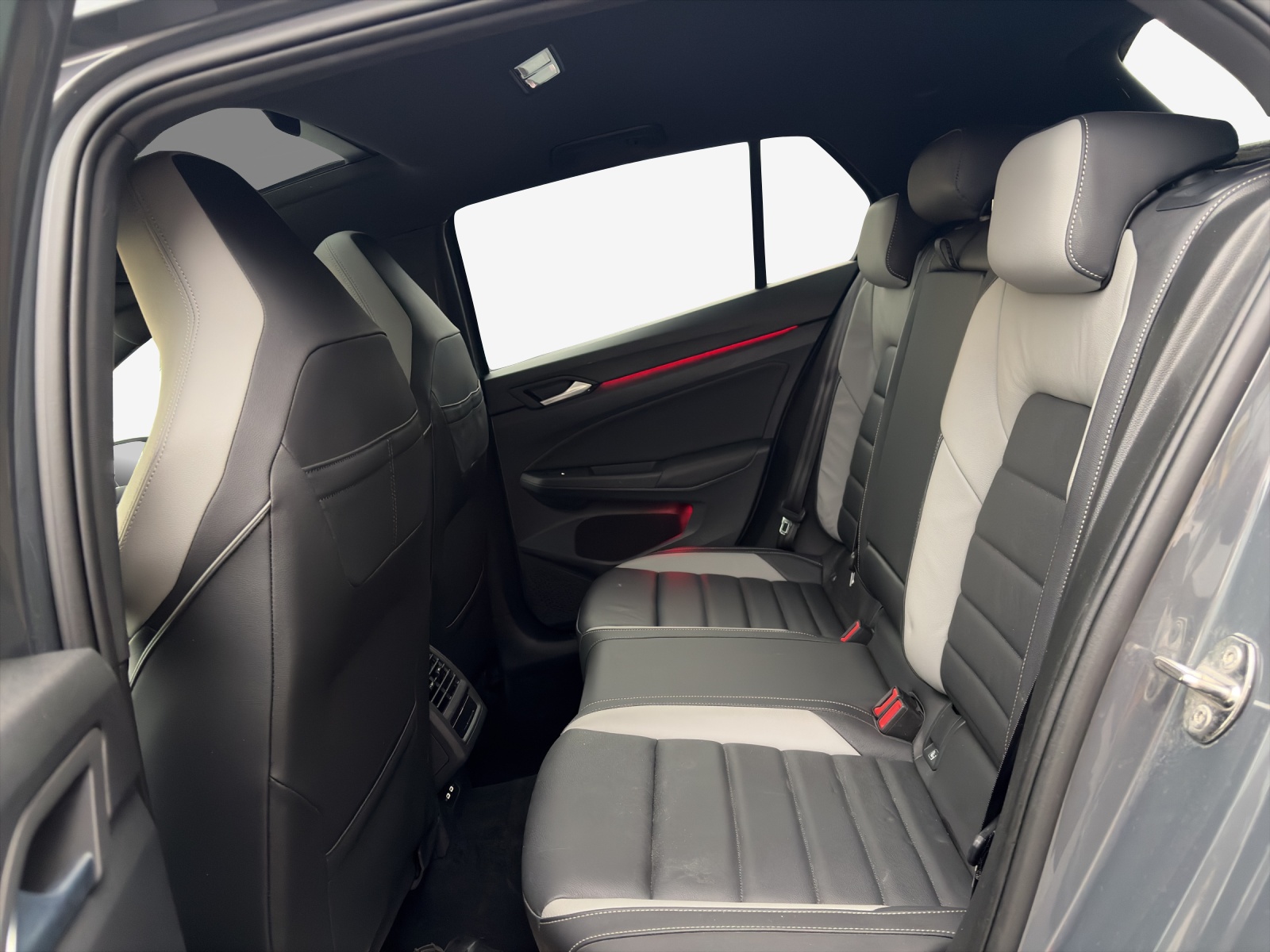 VW Golf 1.4 TSI PHEV GTE-image-12