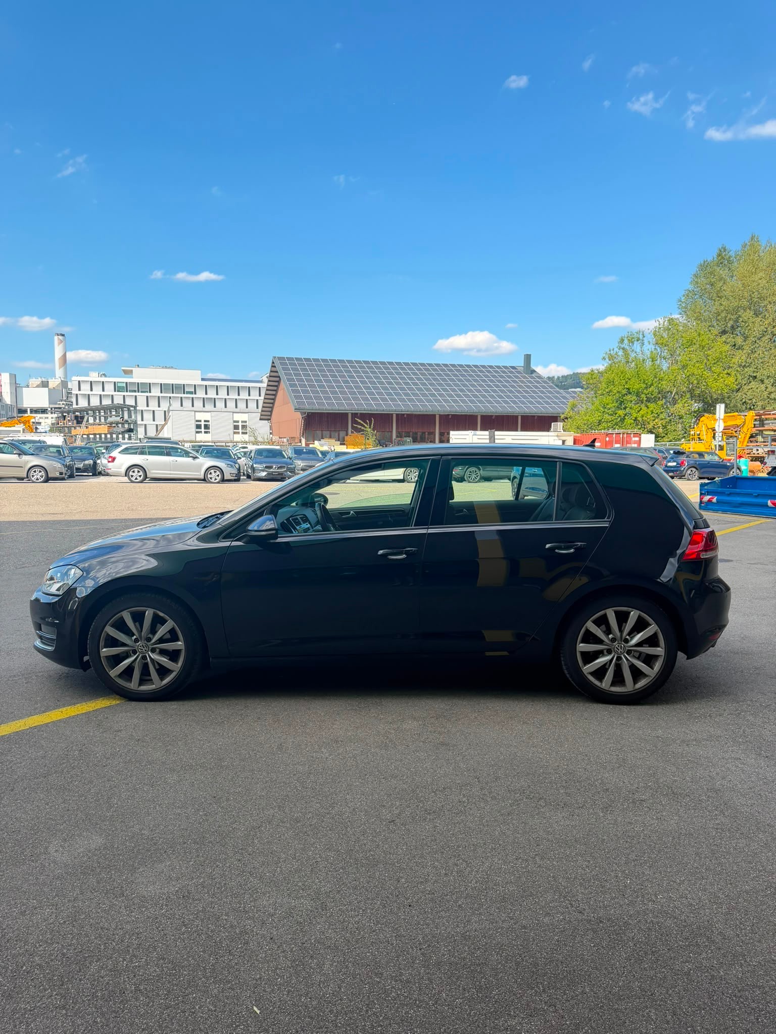 VW Golf 2.0 TDI Comfortline DSG-image-3