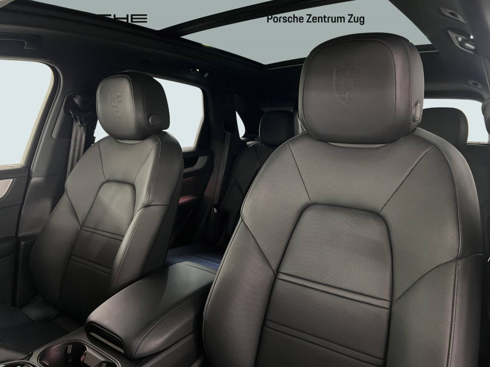 PORSCHE Cayenne S E-Hybrid-image-4