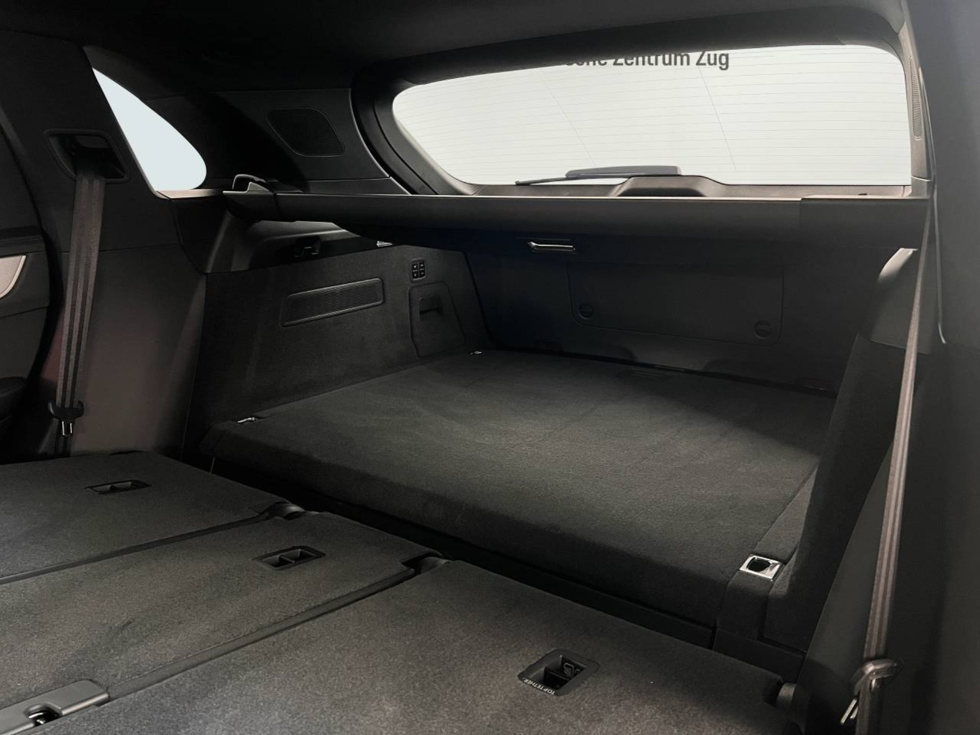 PORSCHE Cayenne S E-Hybrid-image-25